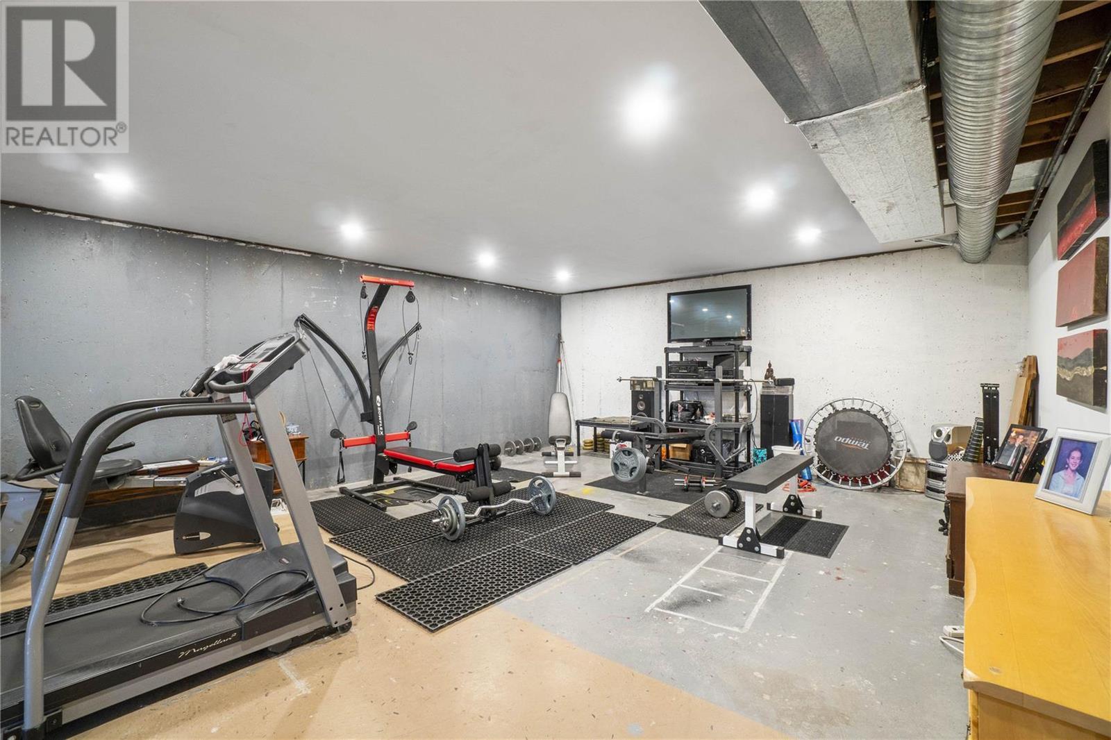 627 Grandview Bench Road SE