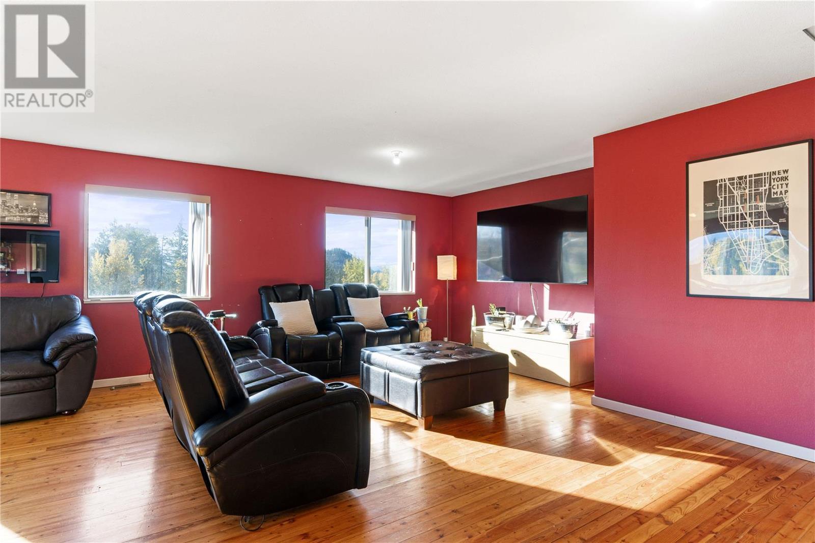 627 Grandview Bench Road SE
