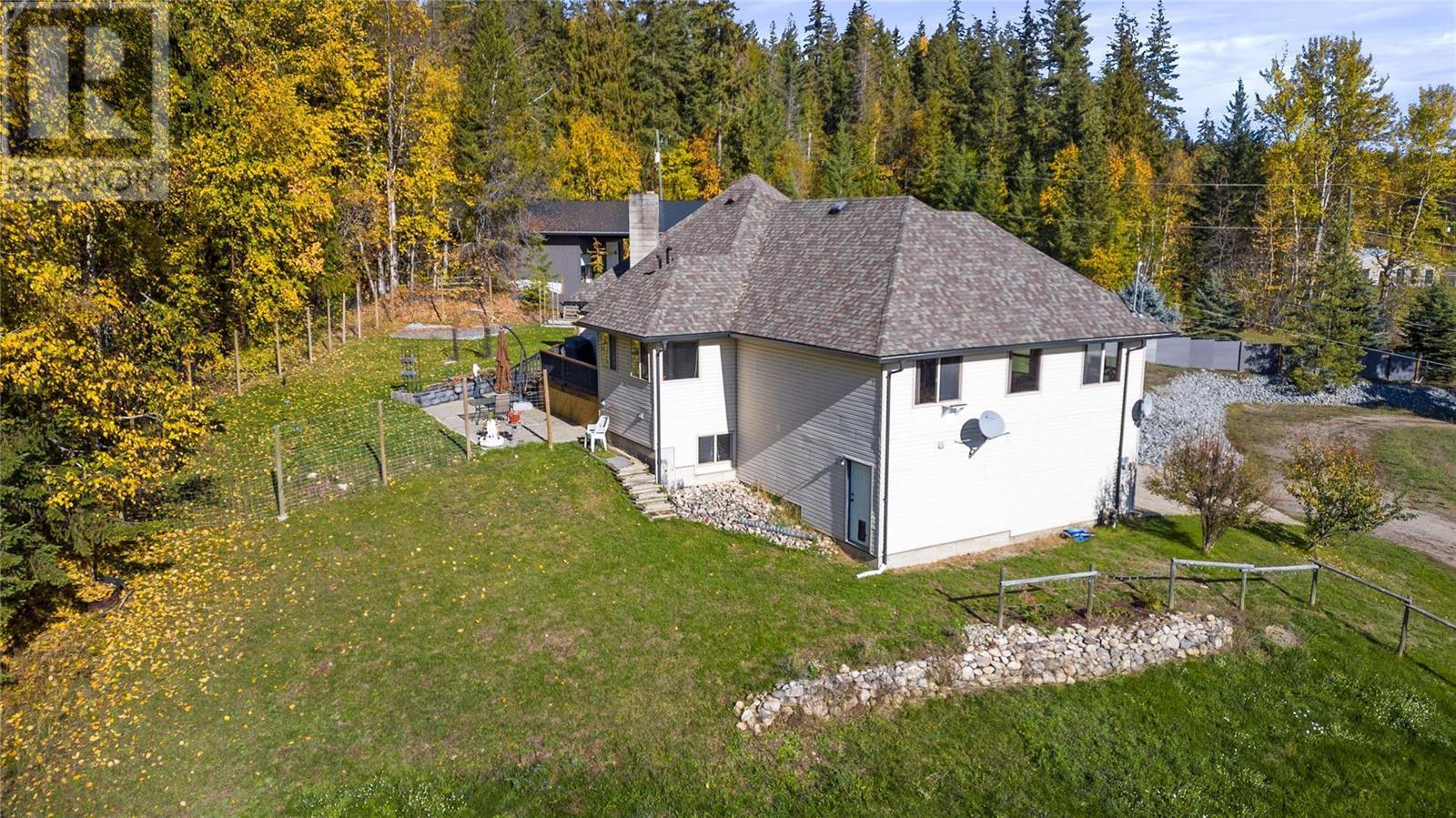627 Grandview Bench Road SE
