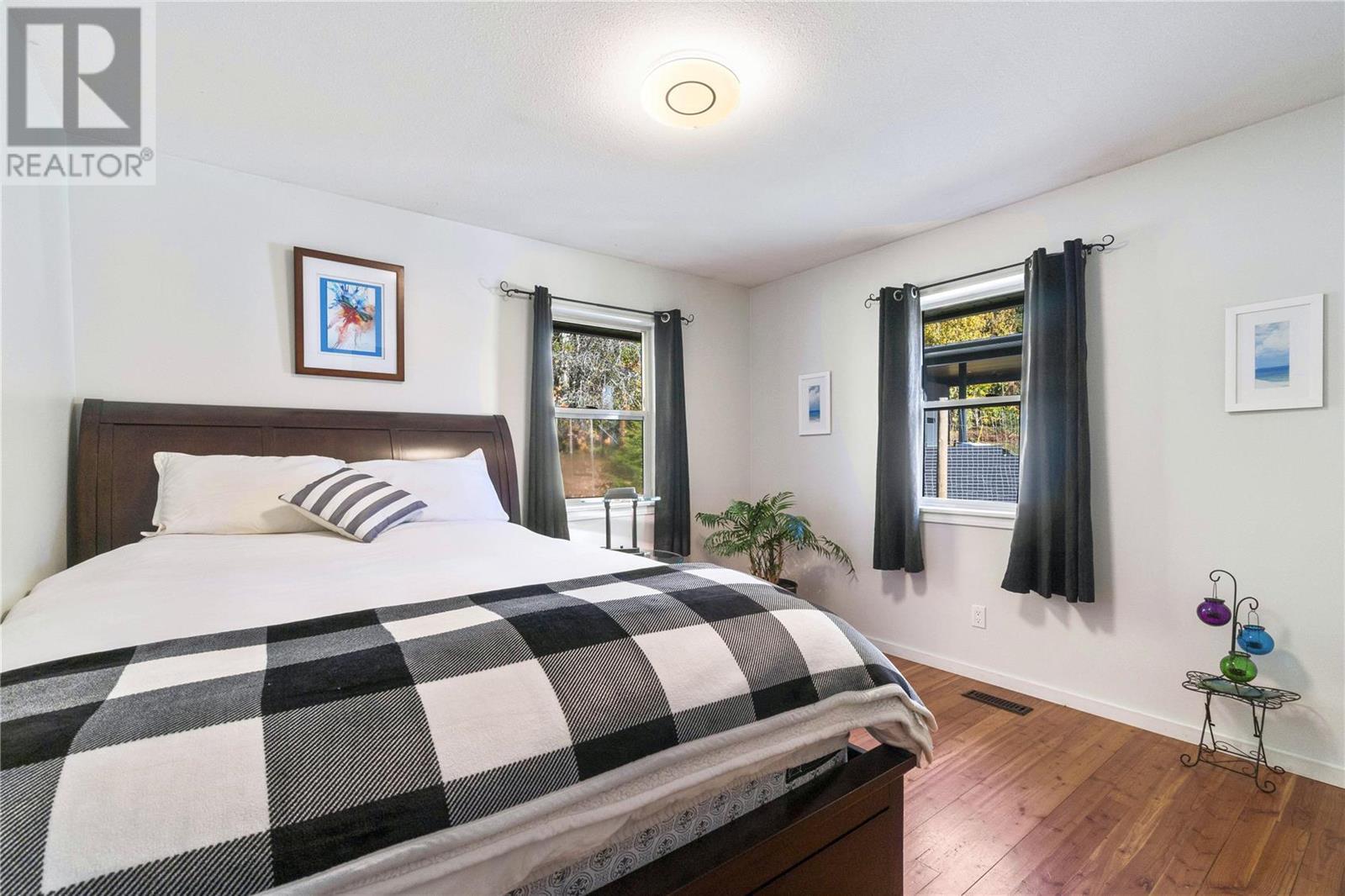 627 Grandview Bench Road SE