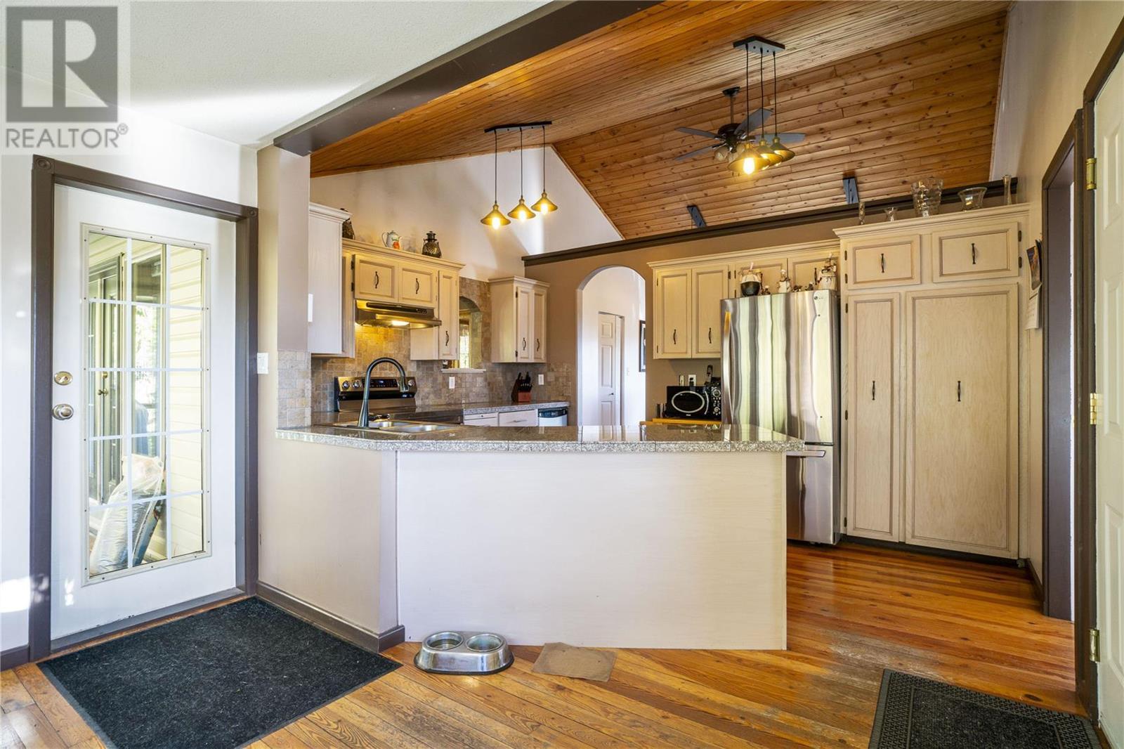 627 Grandview Bench Road SE