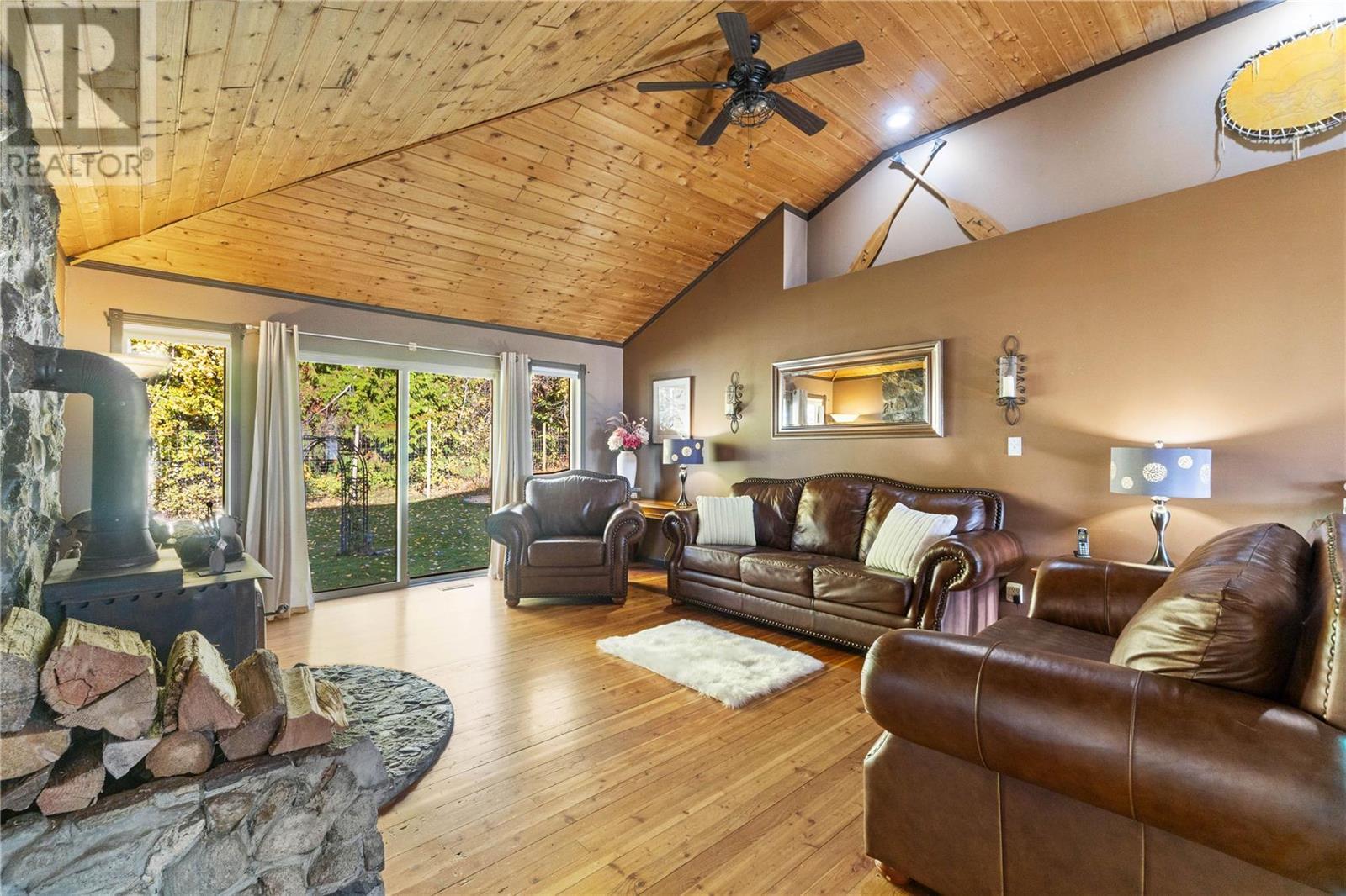 627 Grandview Bench Road SE