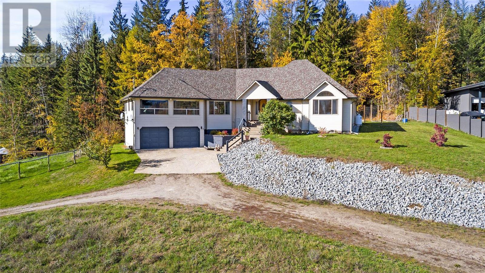 627 Grandview Bench Road SE