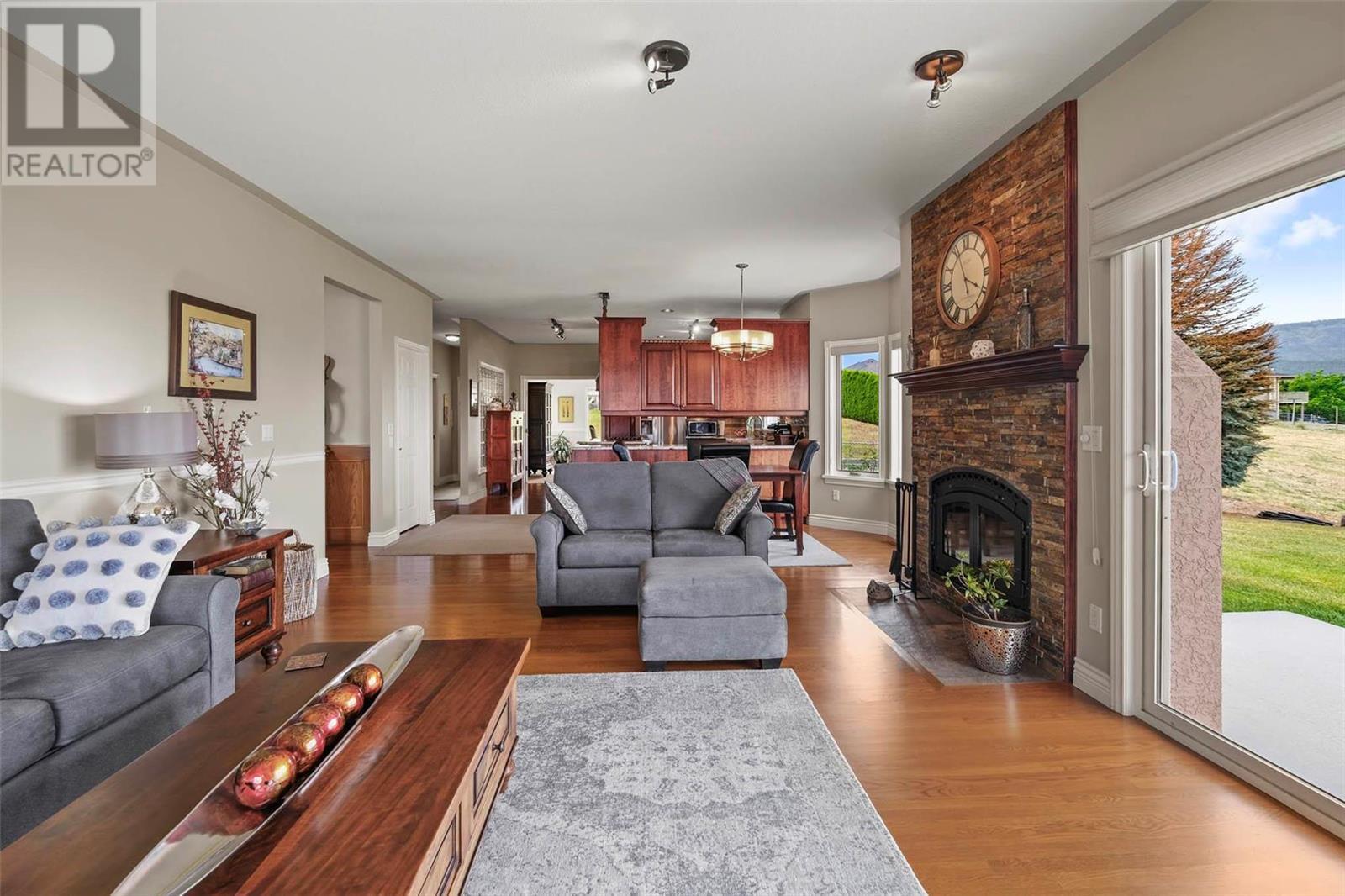 842 Stuart Road
