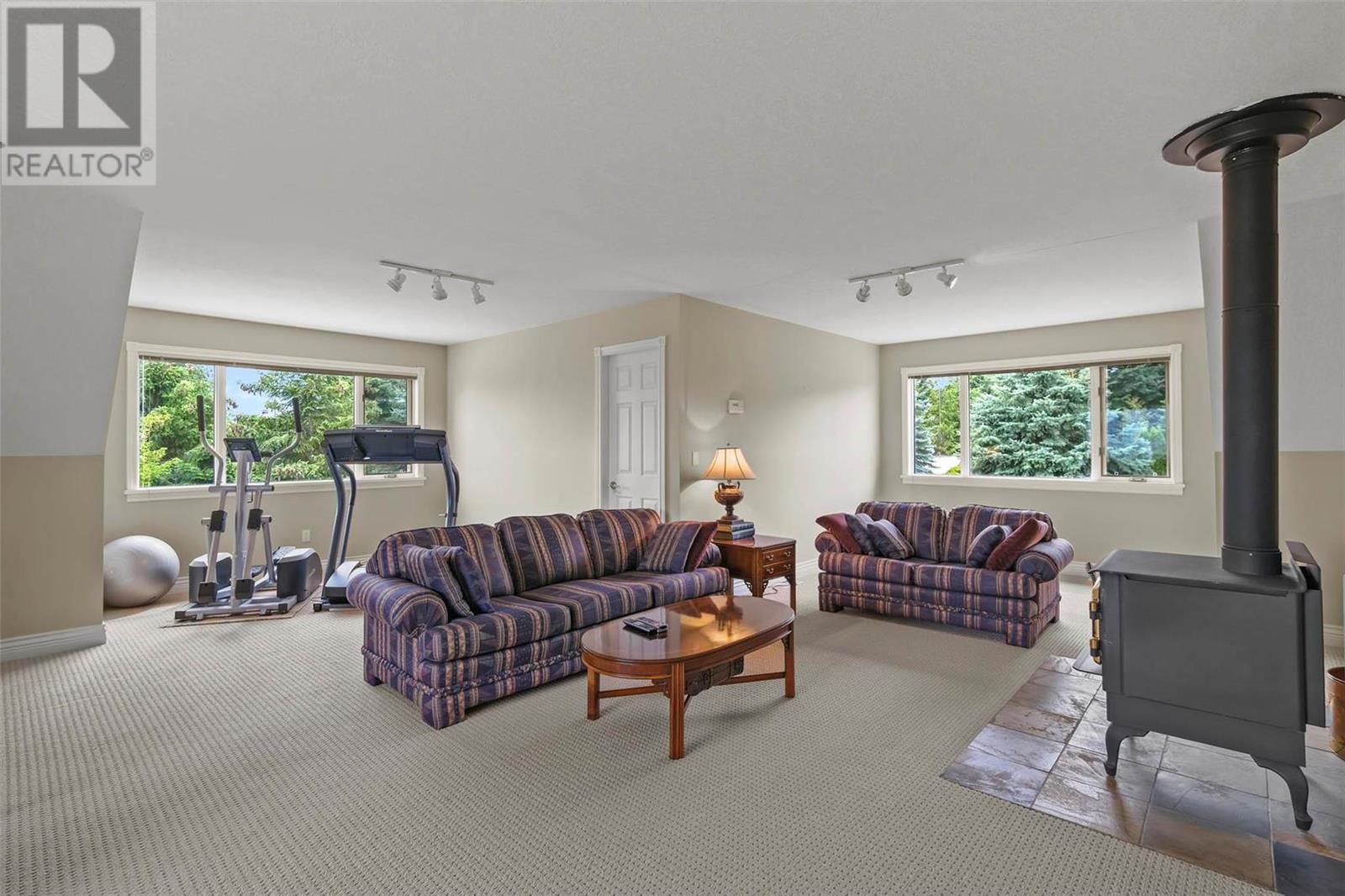 842 Stuart Road