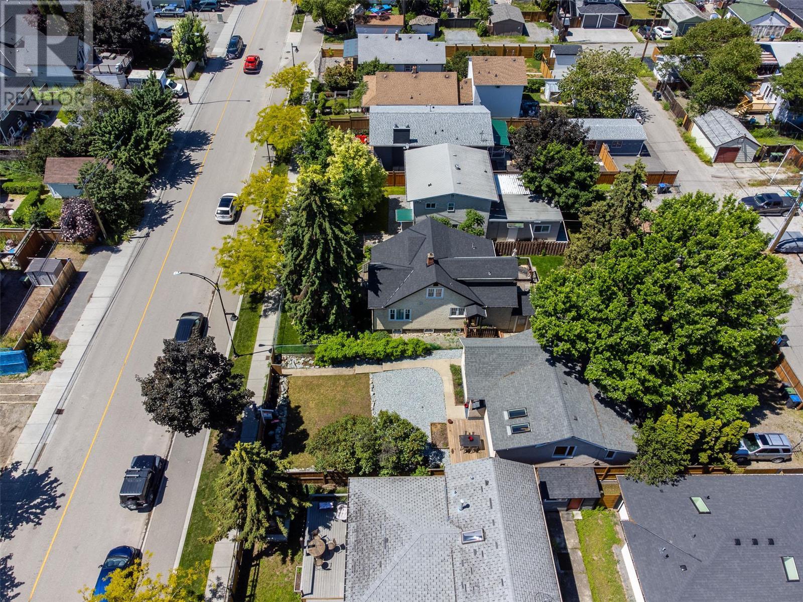 756 Cawston Avenue