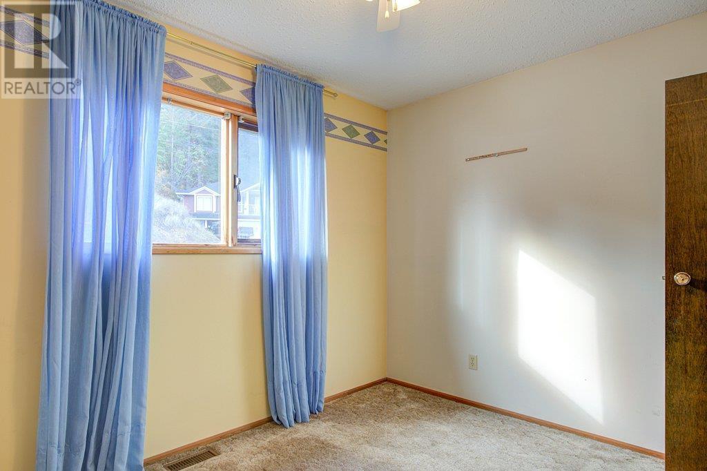 175 Cliffview Drive