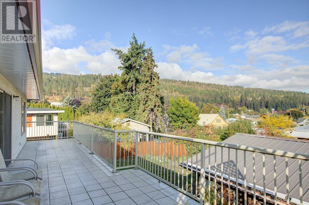 175 Cliffview Drive