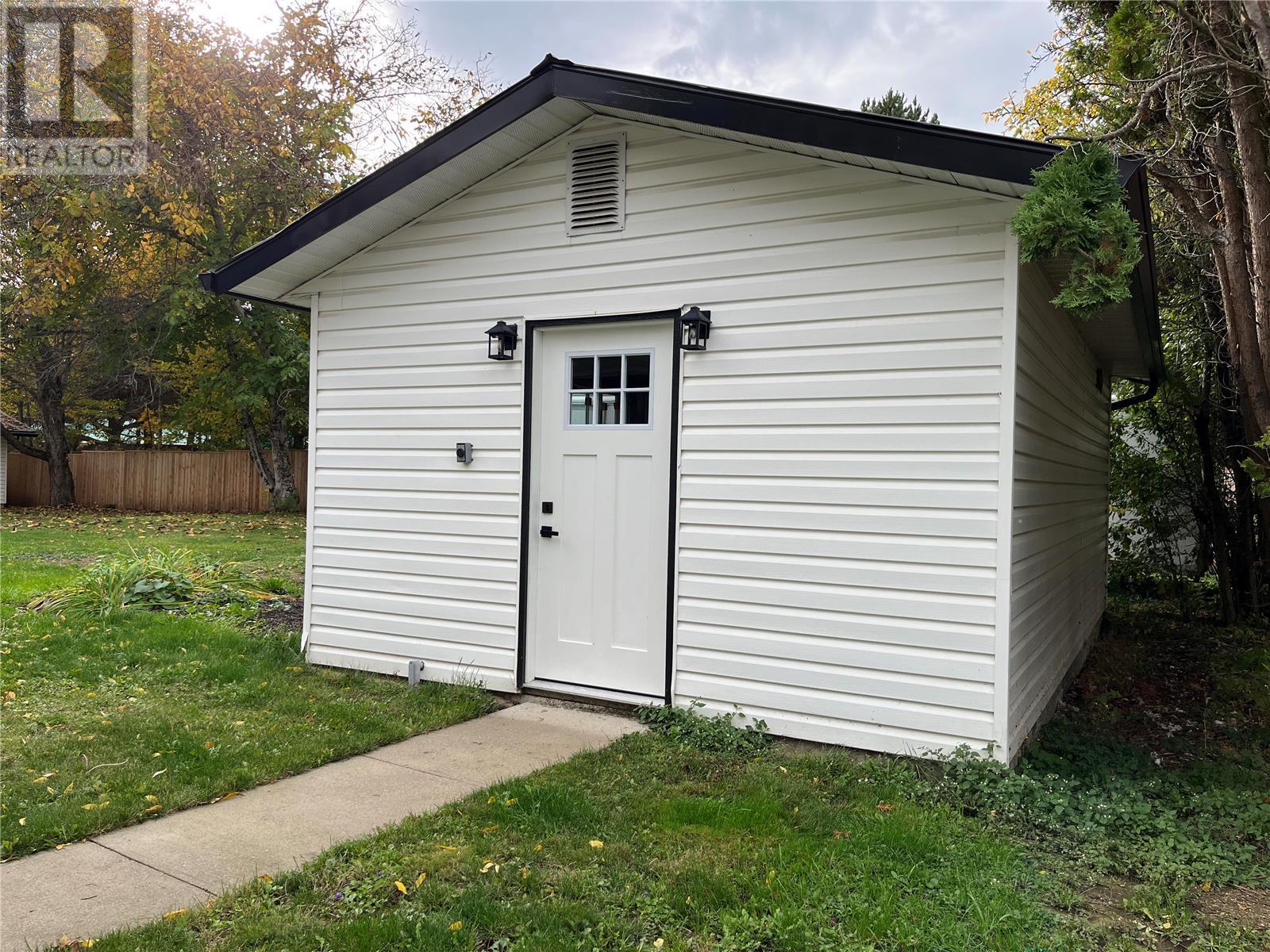 1506 Solsqua - Sicamous Road