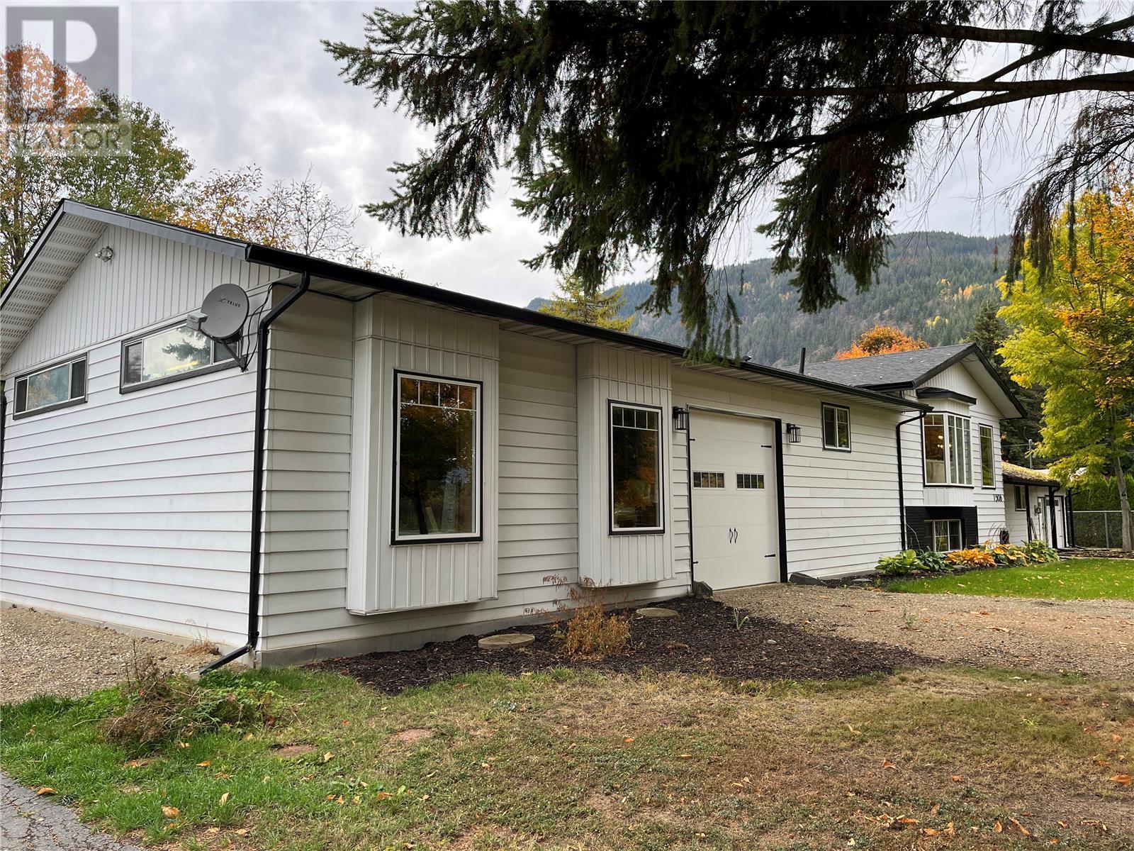 1506 Solsqua - Sicamous Road