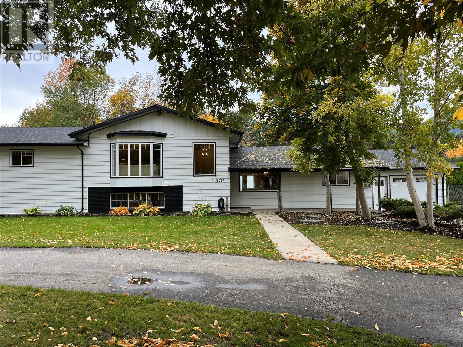 1506 Solsqua - Sicamous Road