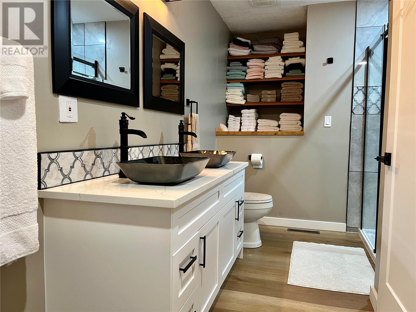 1506 Solsqua - Sicamous Road