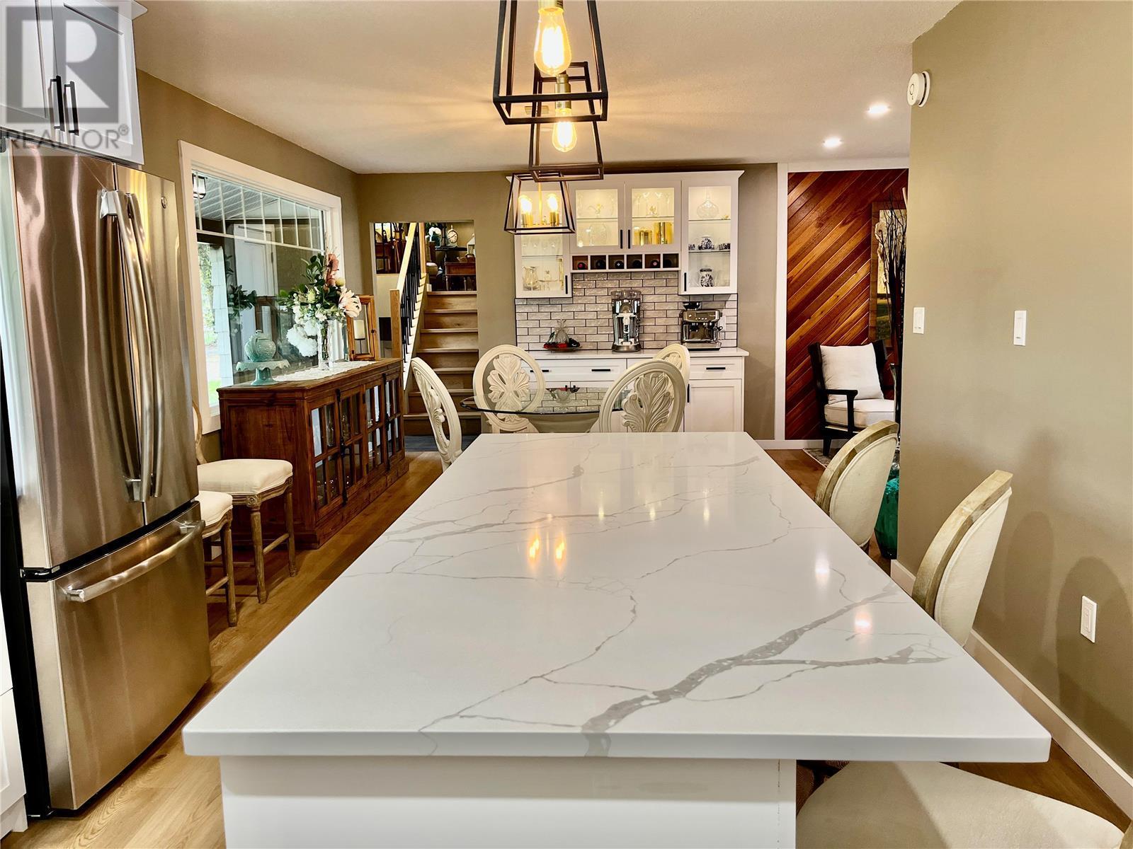 1506 Solsqua - Sicamous Road