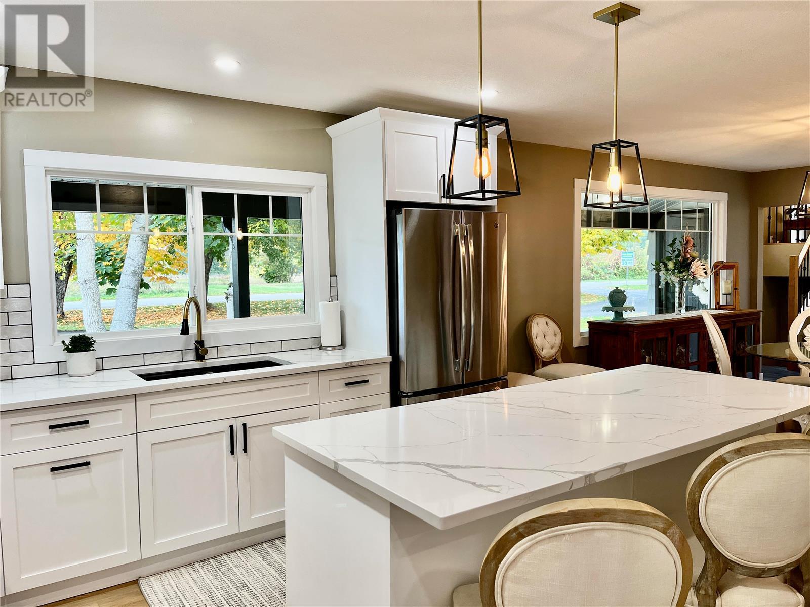 1506 Solsqua - Sicamous Road