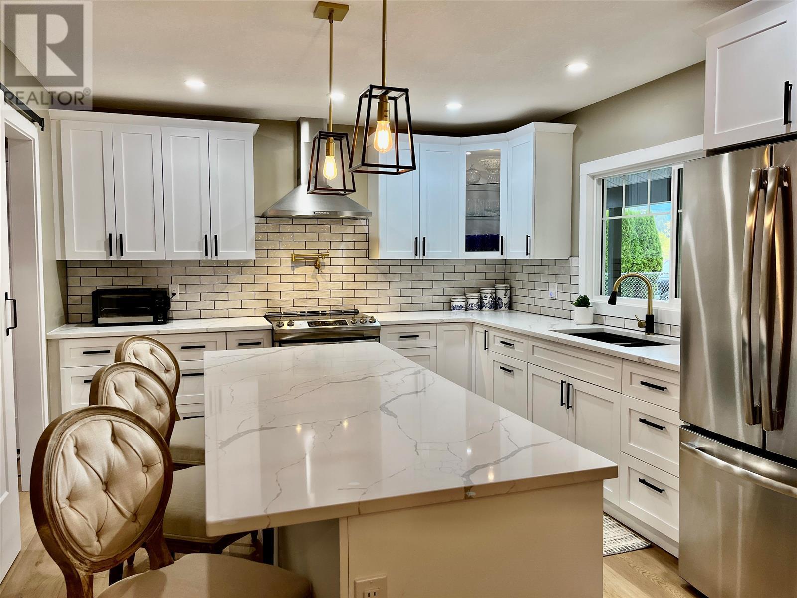 1506 Solsqua - Sicamous Road