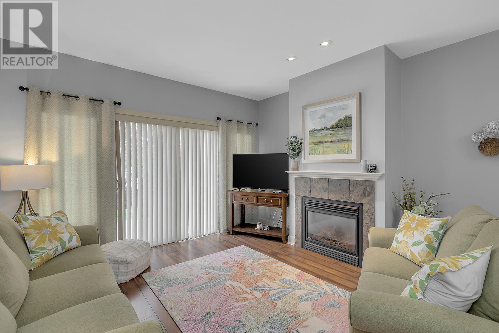 3819 Sonoma Pines Drive
