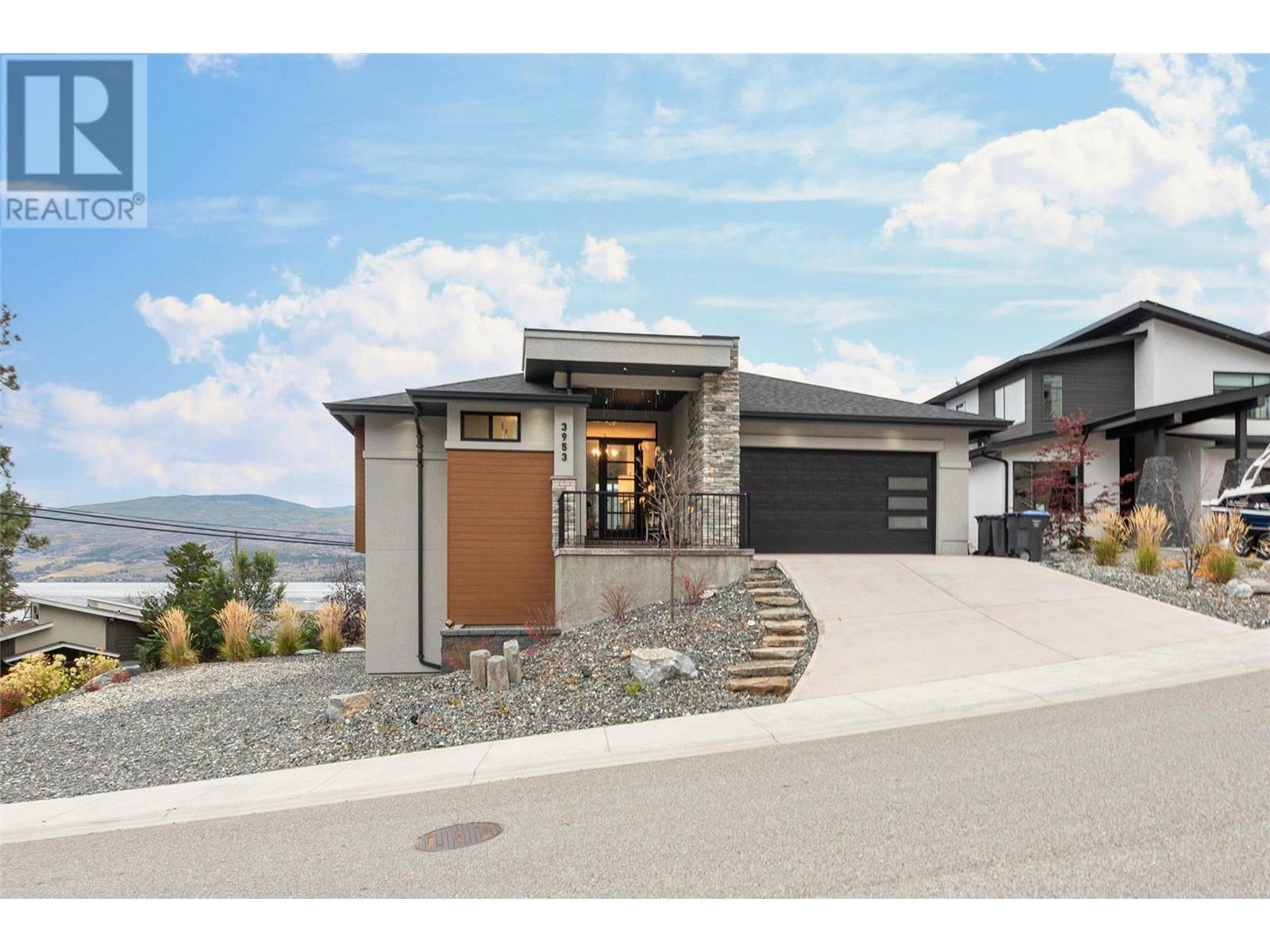3953 Beachview Drive
