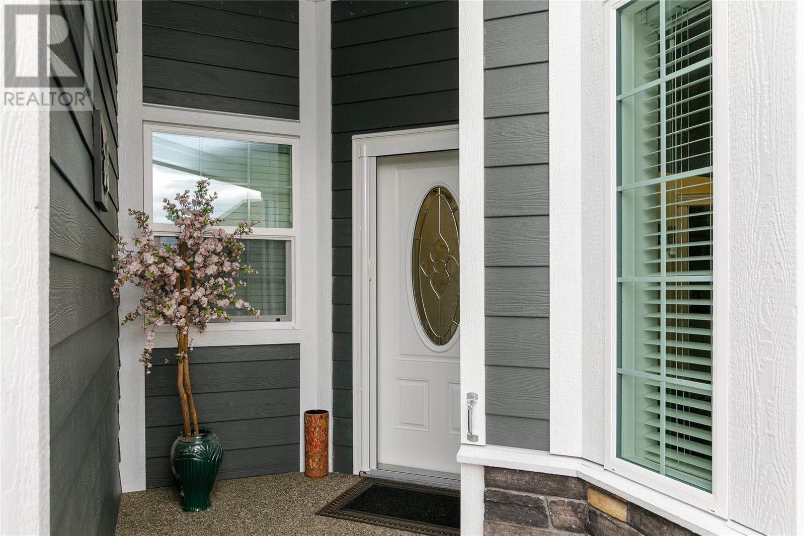 2097 Acorn Crescent