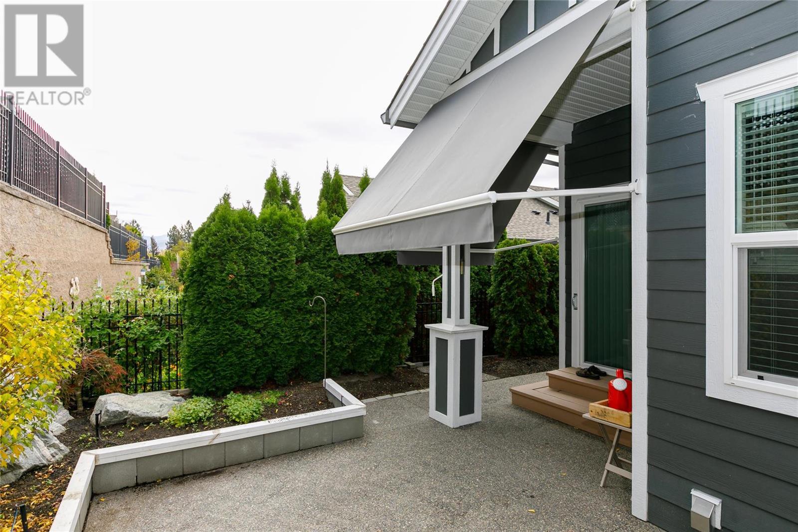 2097 Acorn Crescent