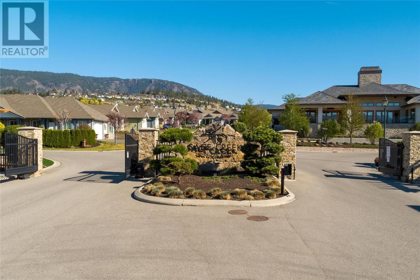 2097 Acorn Crescent