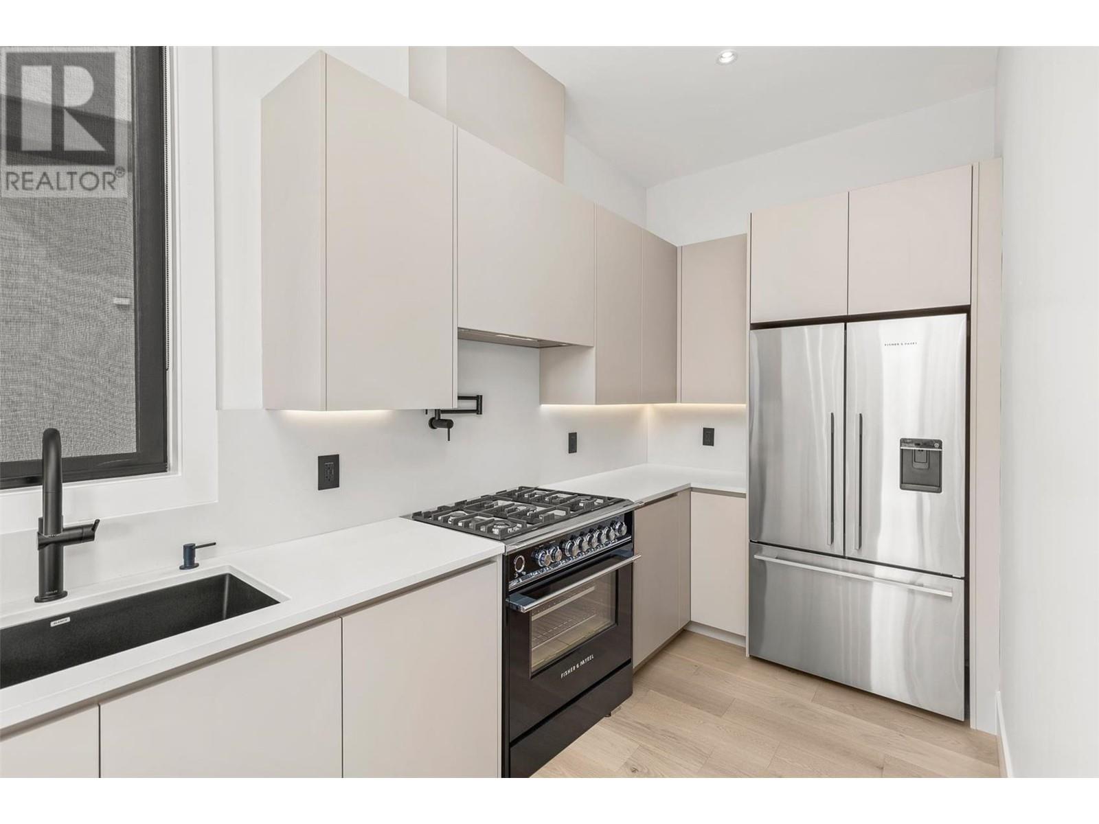 1561 Cabernet Court