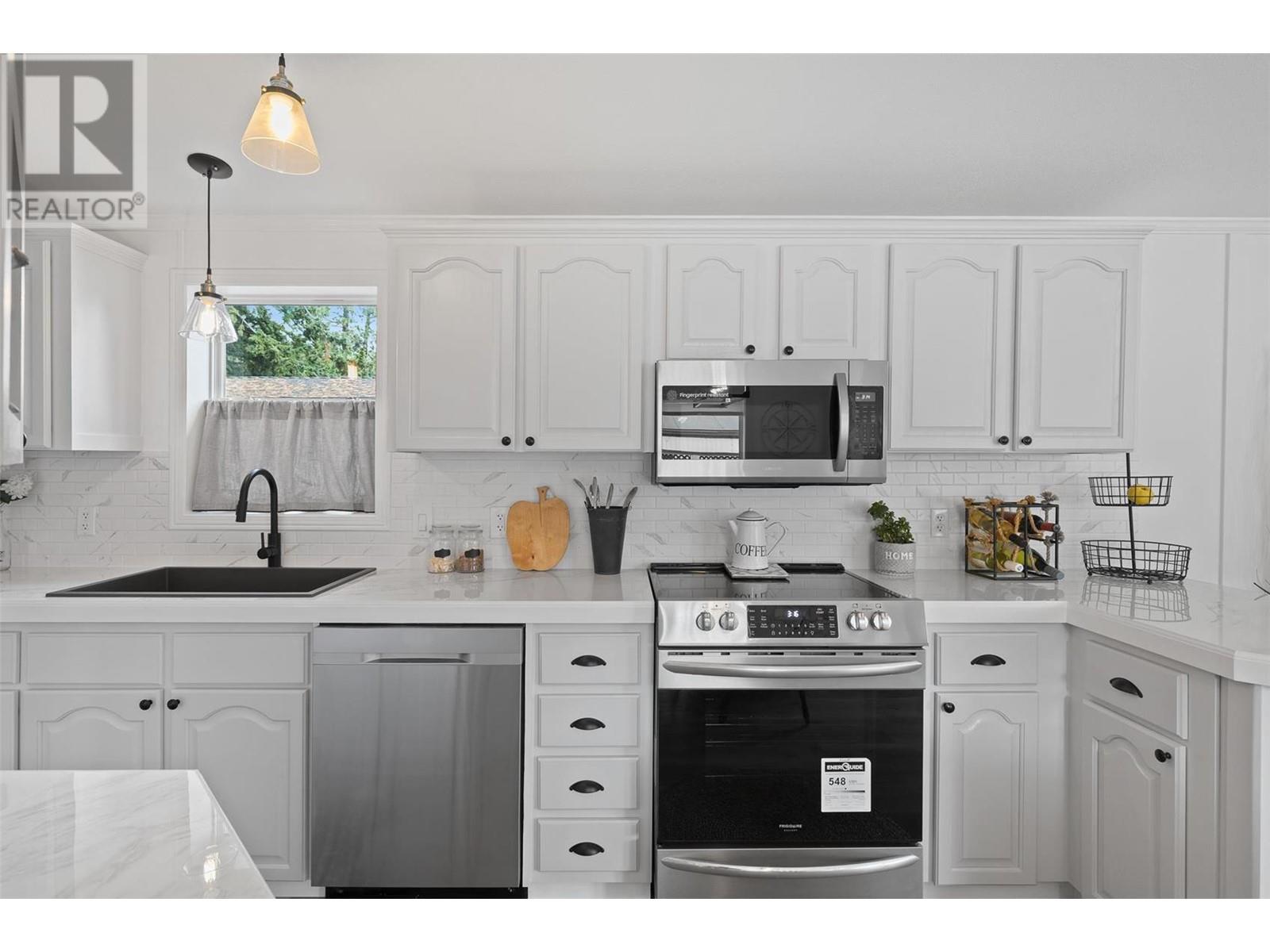 5371 Princeton Avenue Unit# 18, #18