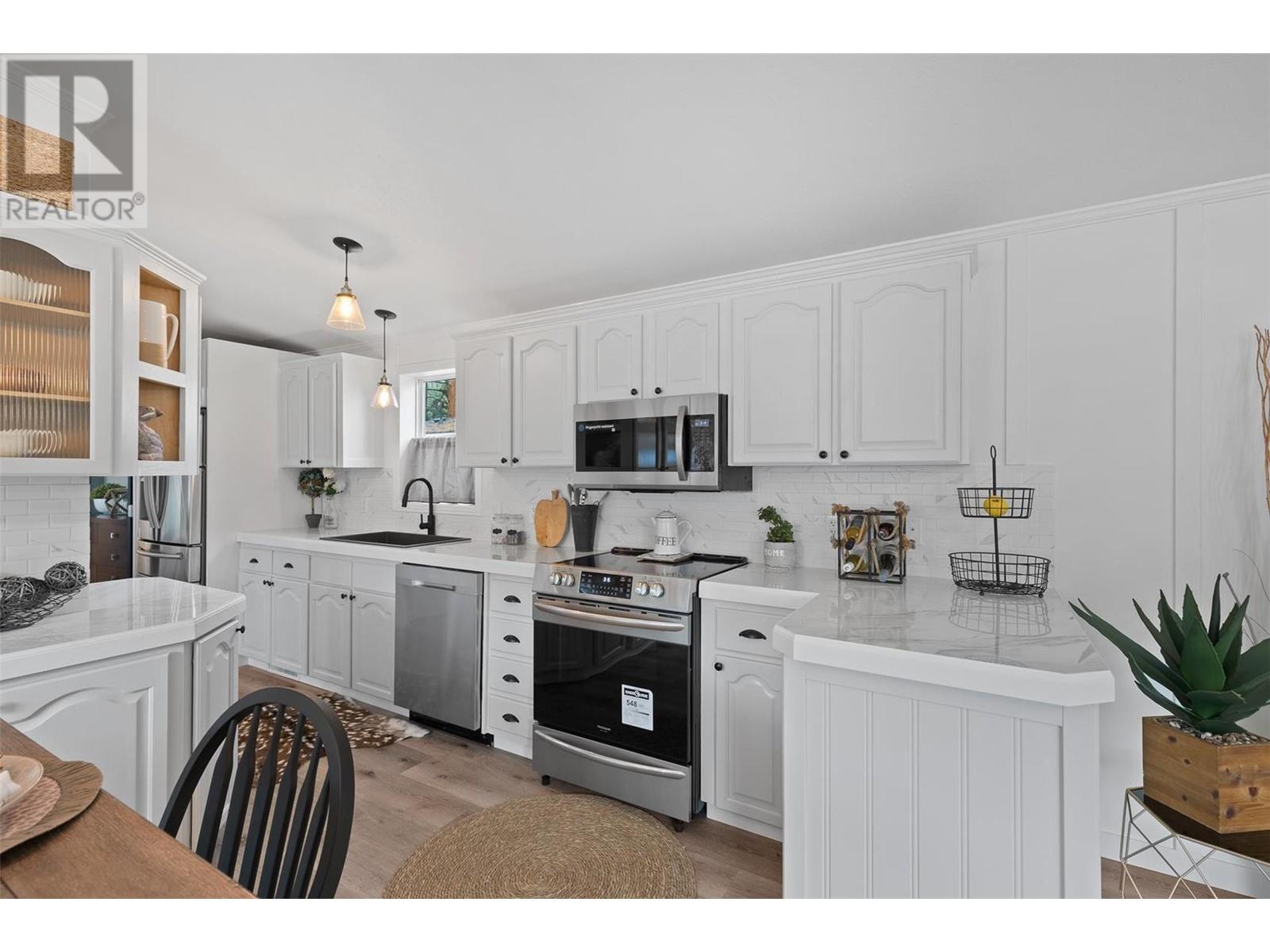 5371 Princeton Avenue Unit# 18, #18