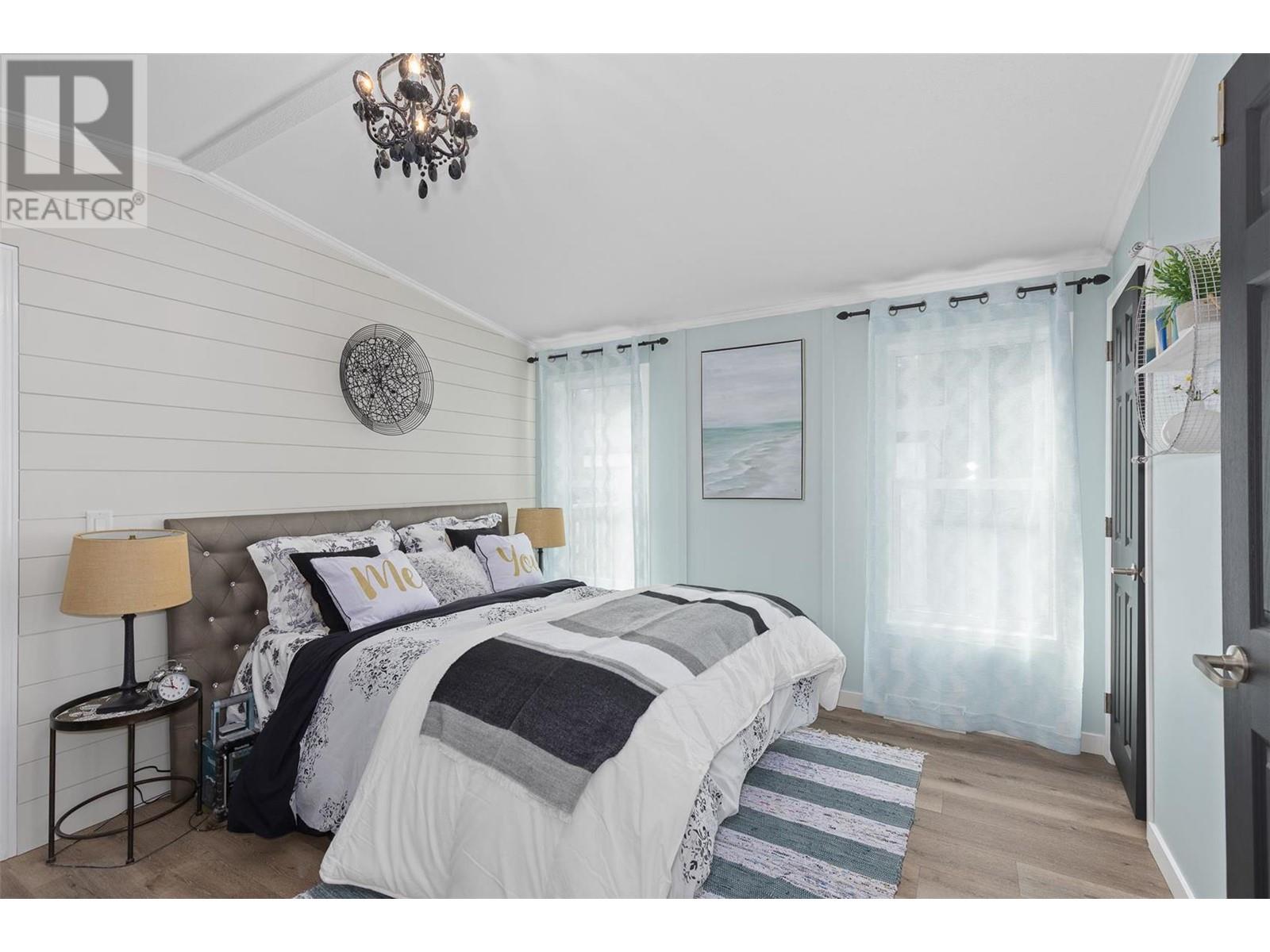 5371 Princeton Avenue Unit# 18, #18