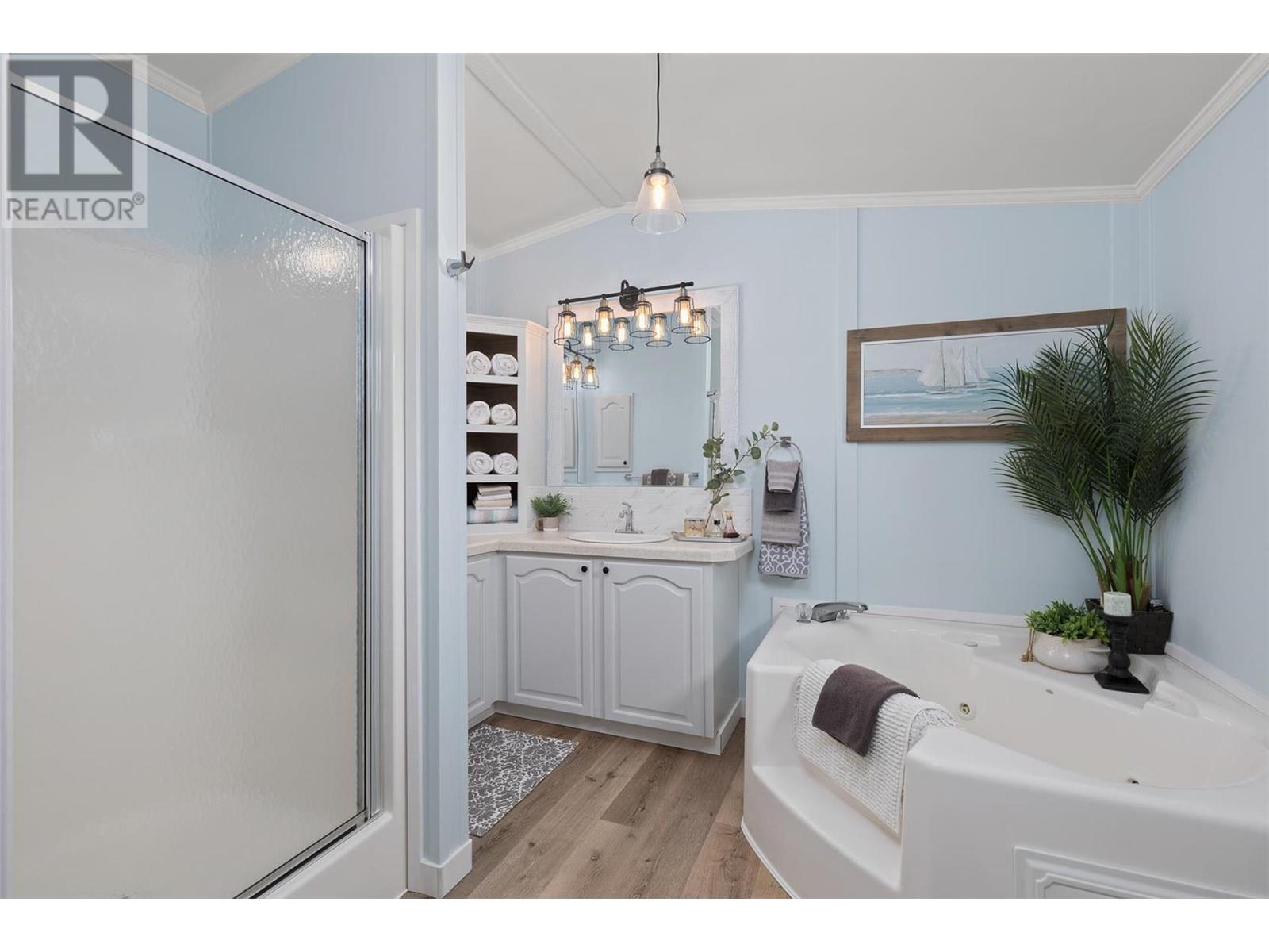5371 Princeton Avenue Unit# 18, #18