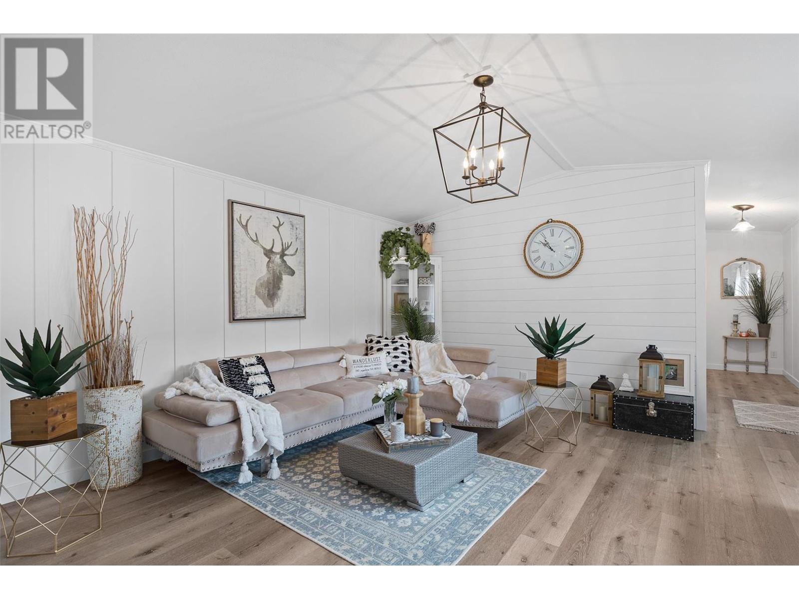 5371 Princeton Avenue Unit# 18, #18