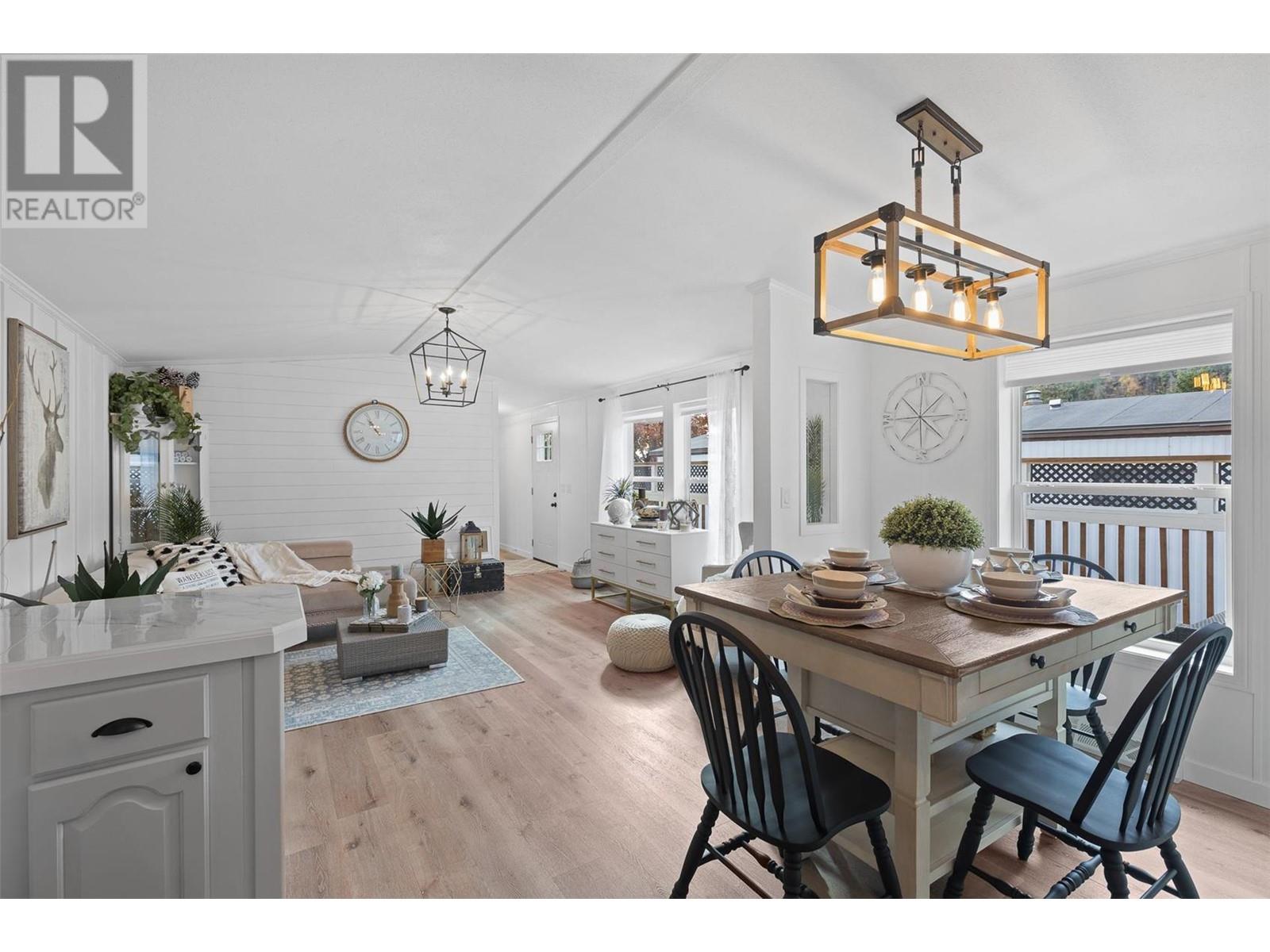 5371 Princeton Avenue Unit# 18, #18