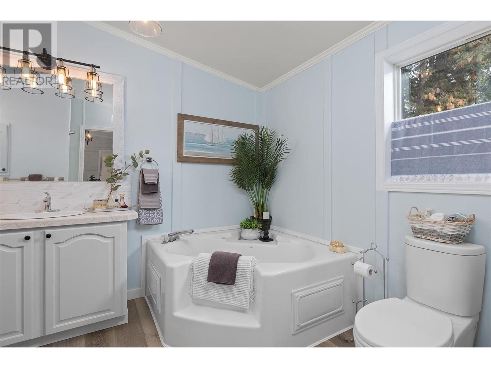 5371 Princeton Avenue Unit# 18, #18