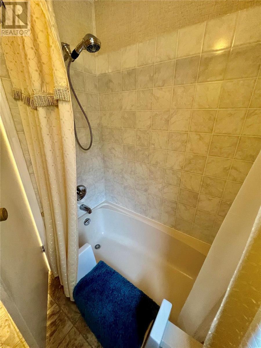 3350 10 Avenue NE Unit# 173, #173