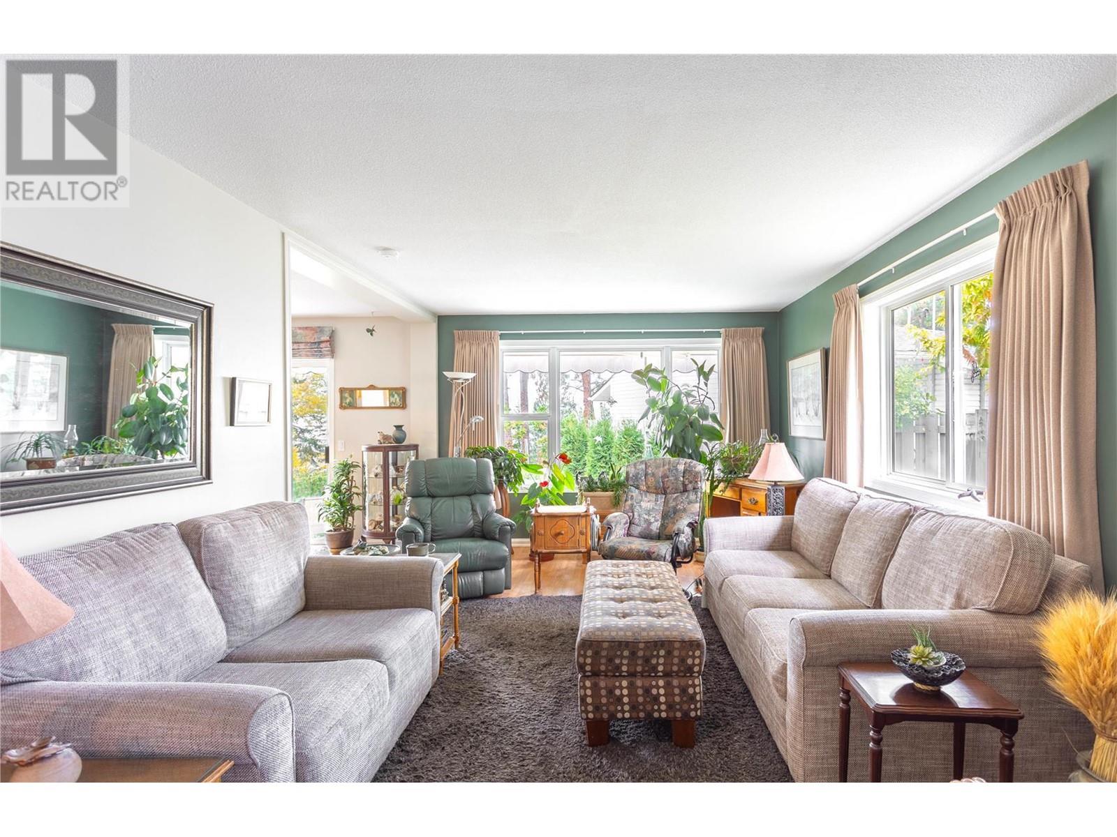 3272 Juniper Drive