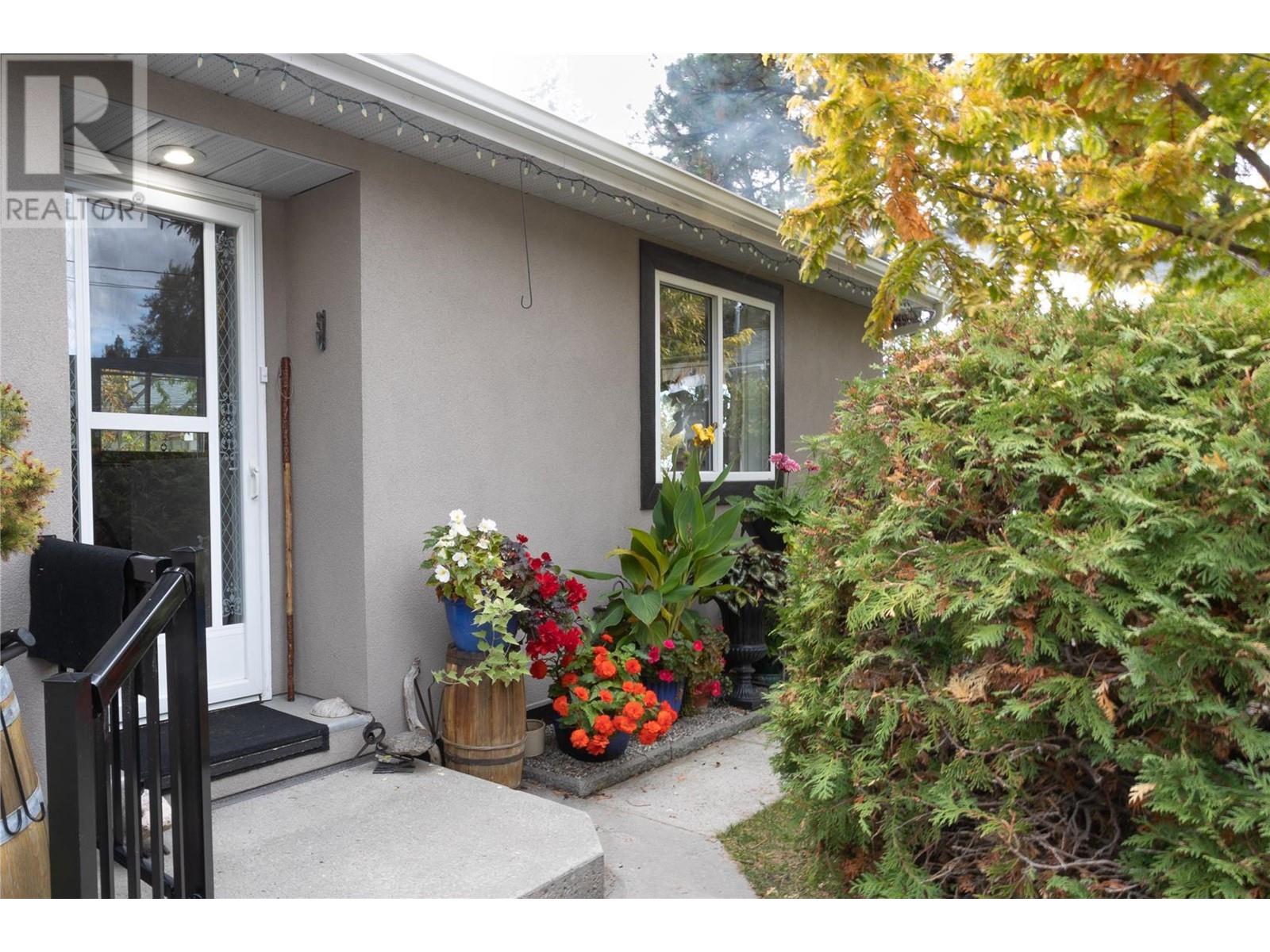 3272 Juniper Drive
