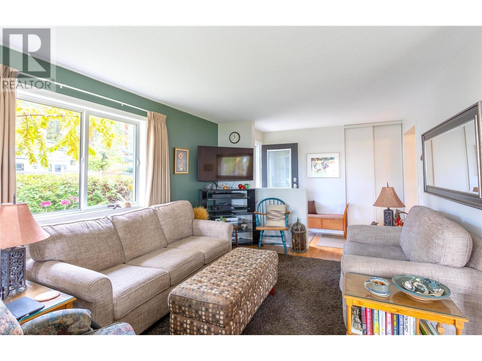 3272 Juniper Drive