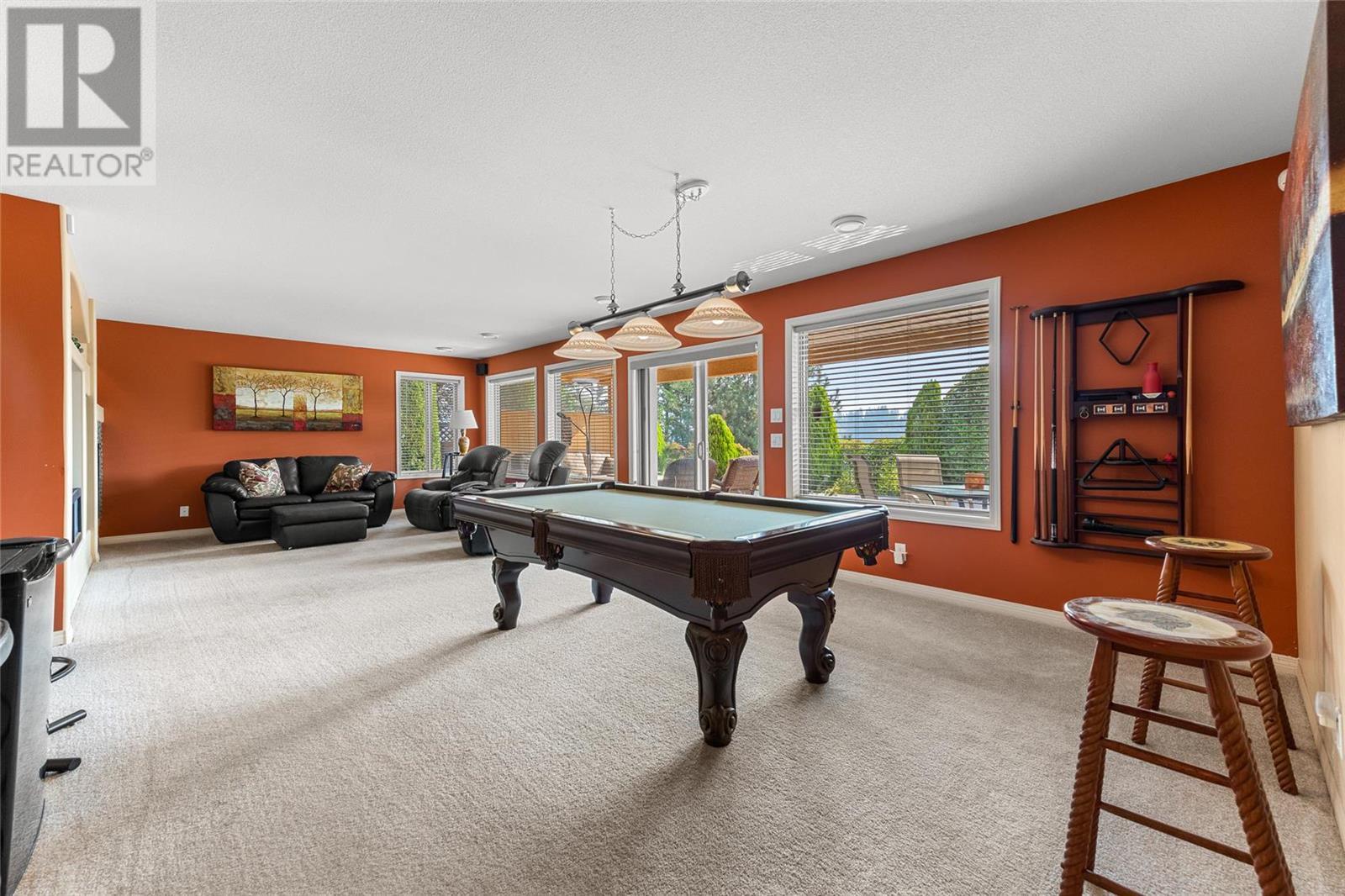 843 Westview Way
