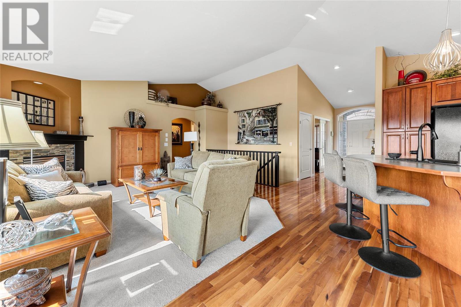 843 Westview Way
