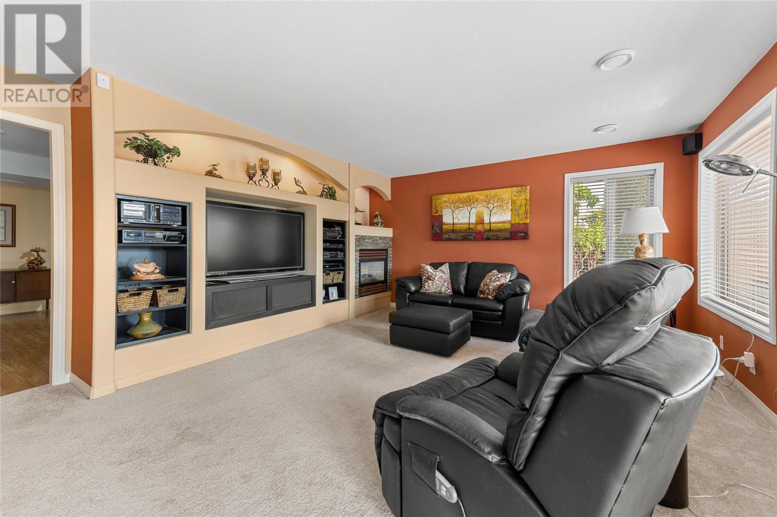 843 Westview Way