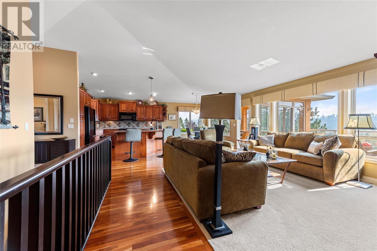843 Westview Way