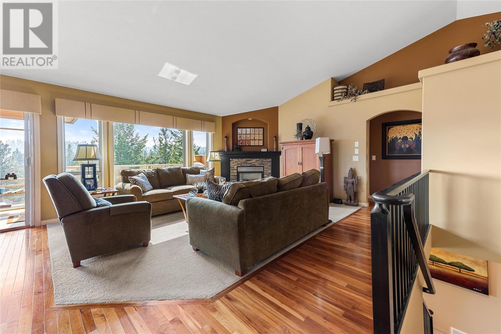 843 Westview Way