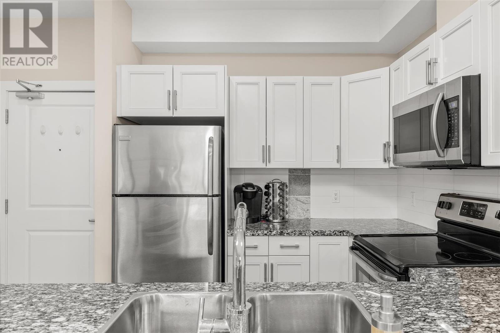 3220 Skyview Lane Unit# 301, #301