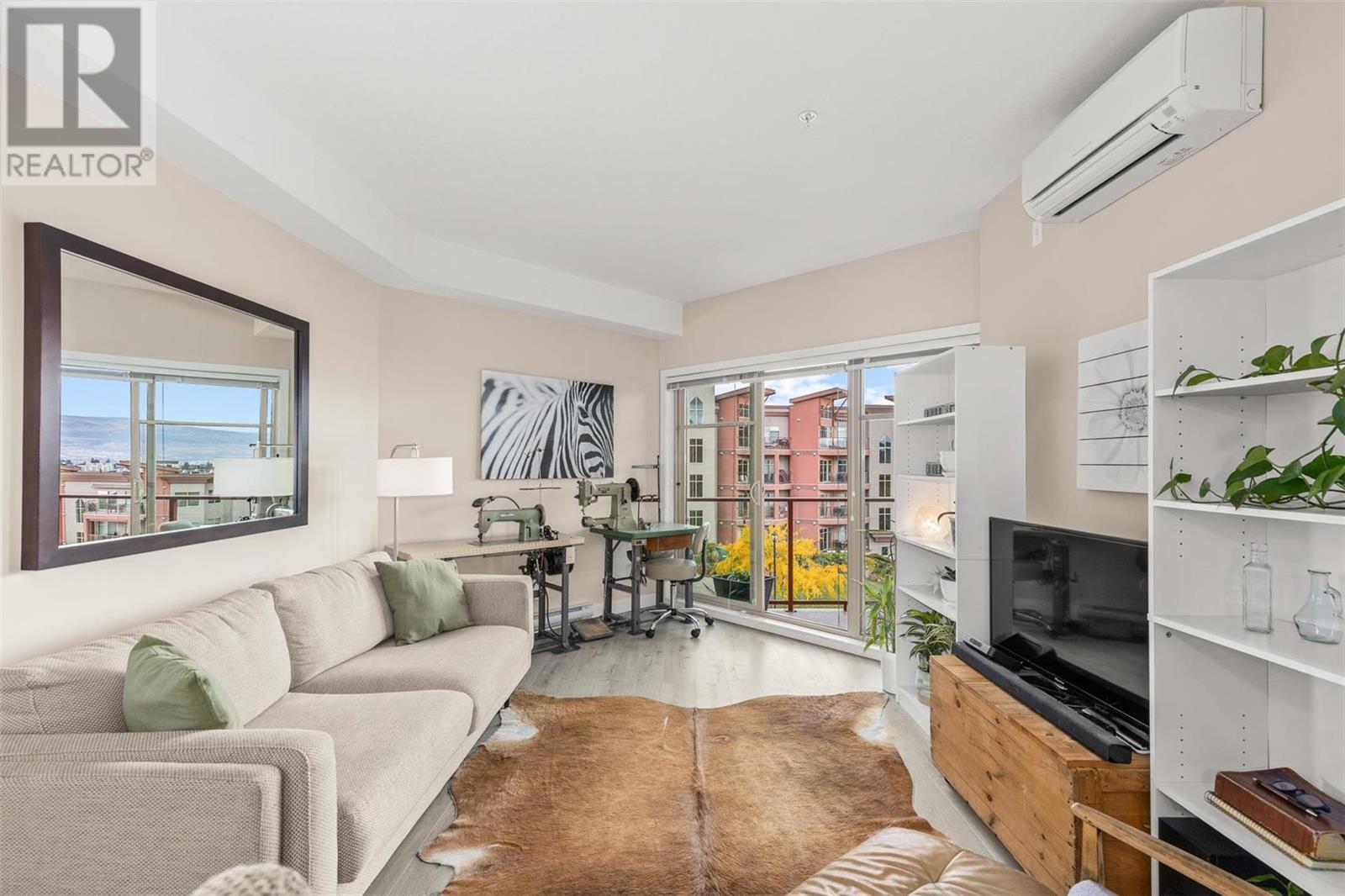 3220 Skyview Lane Unit# 301, #301