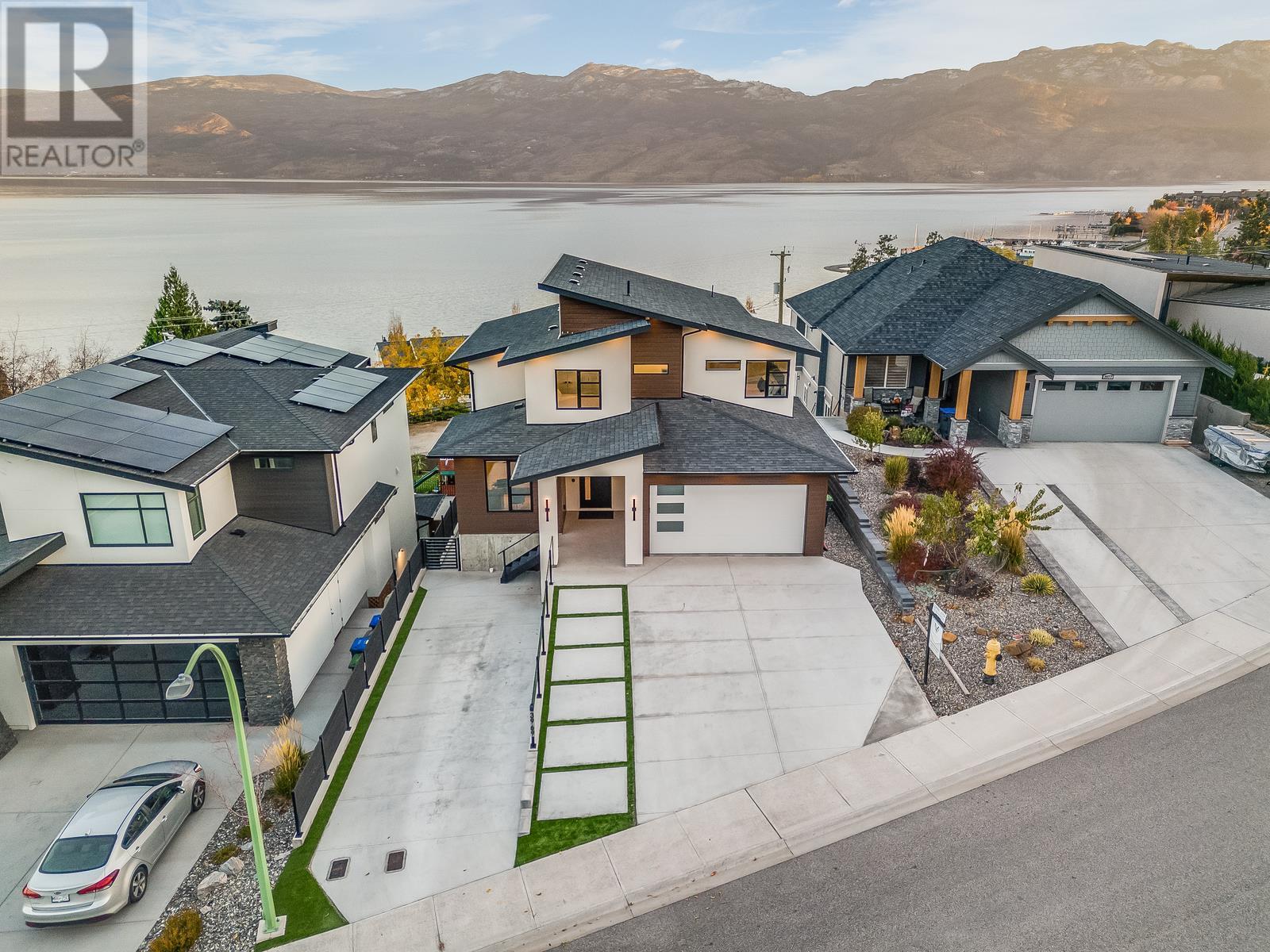 3969 Beachview Drive