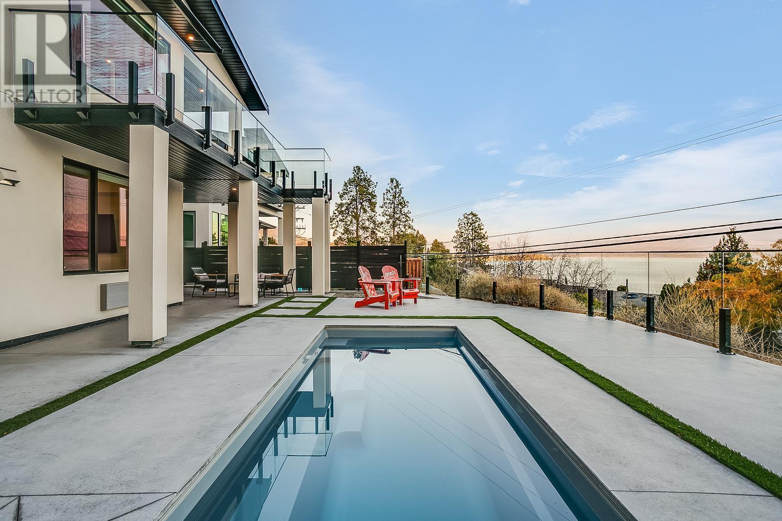 3969 Beachview Drive