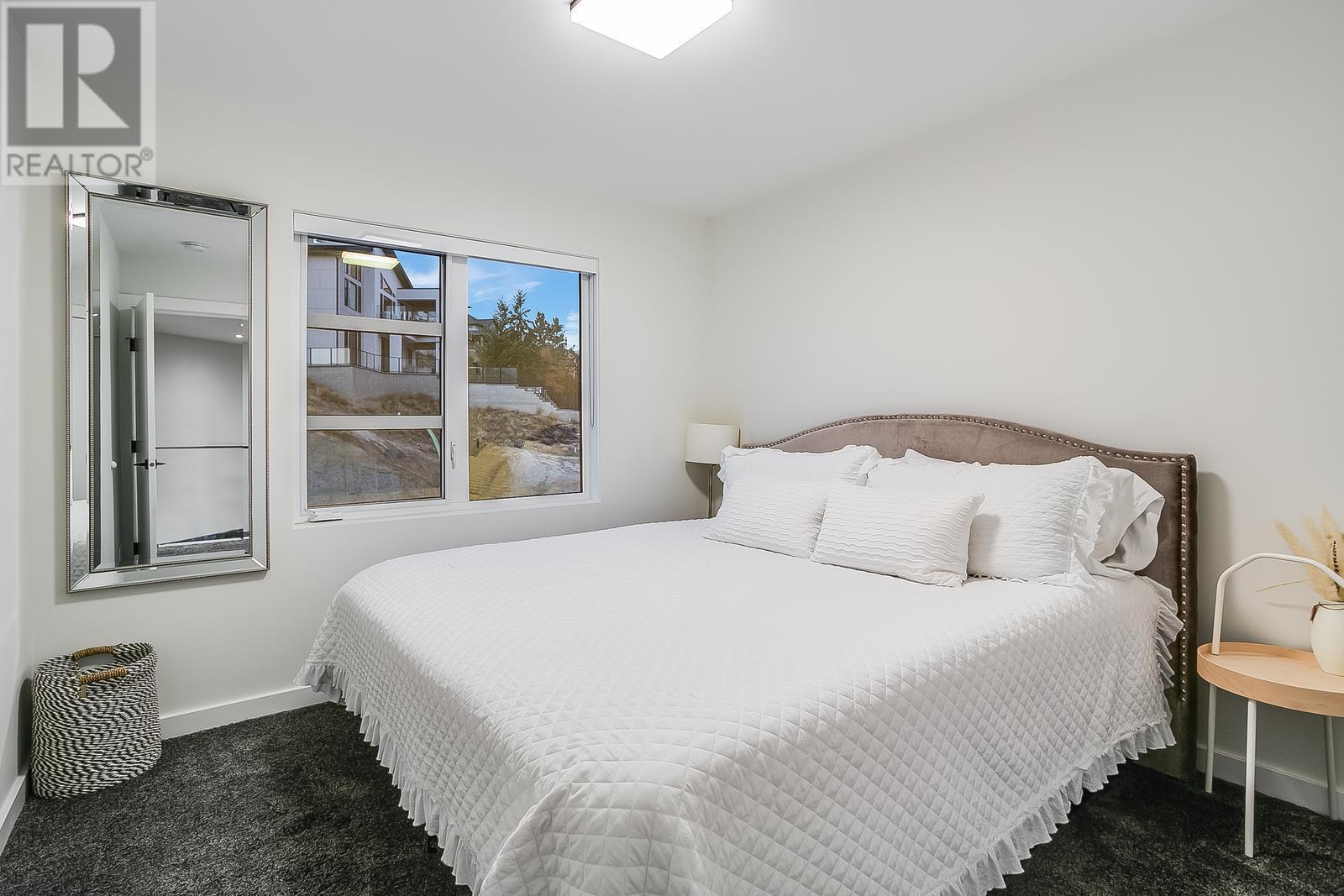 3969 Beachview Drive