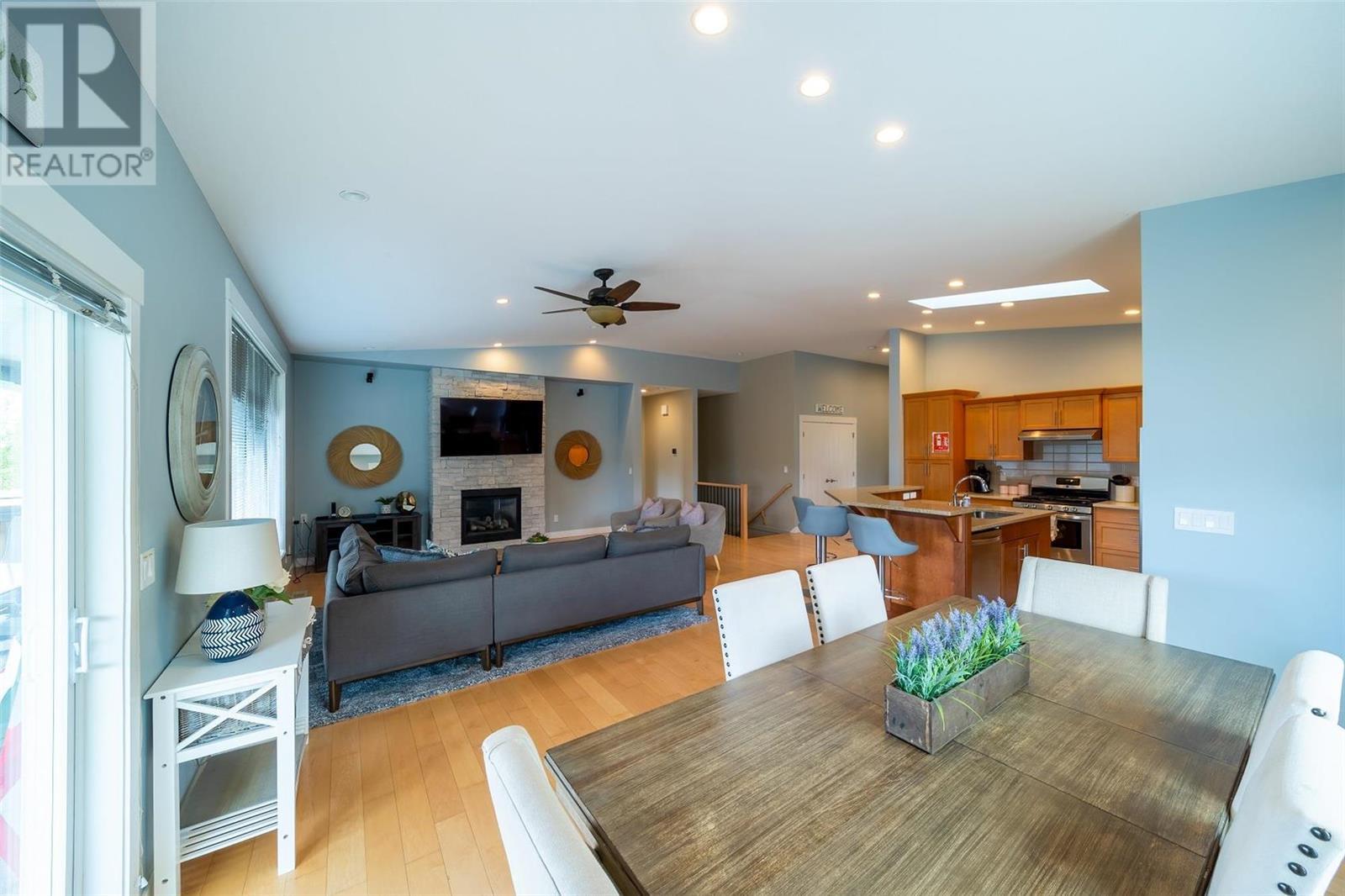 13495 Lake Hill Drive