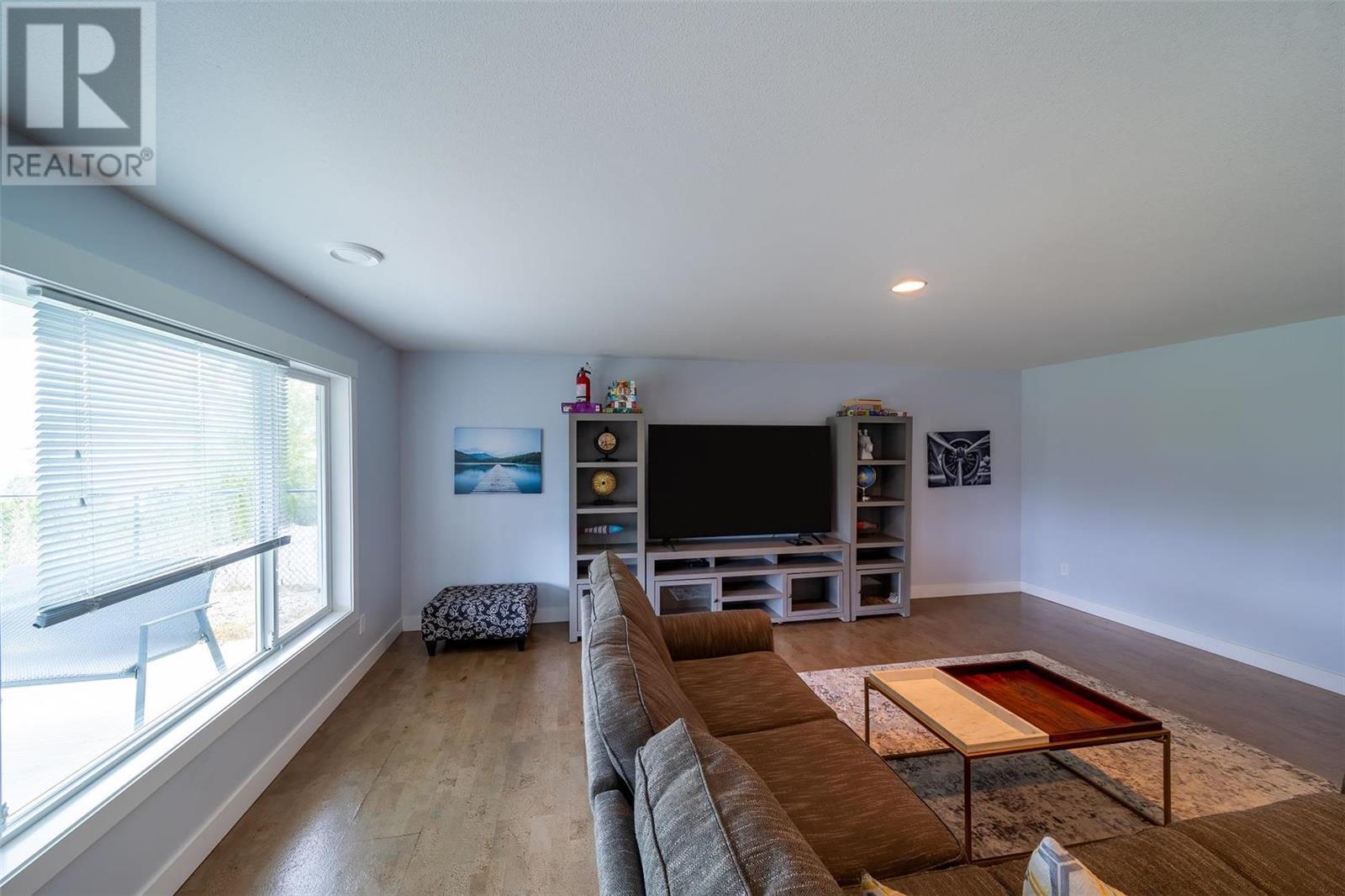 13495 Lake Hill Drive