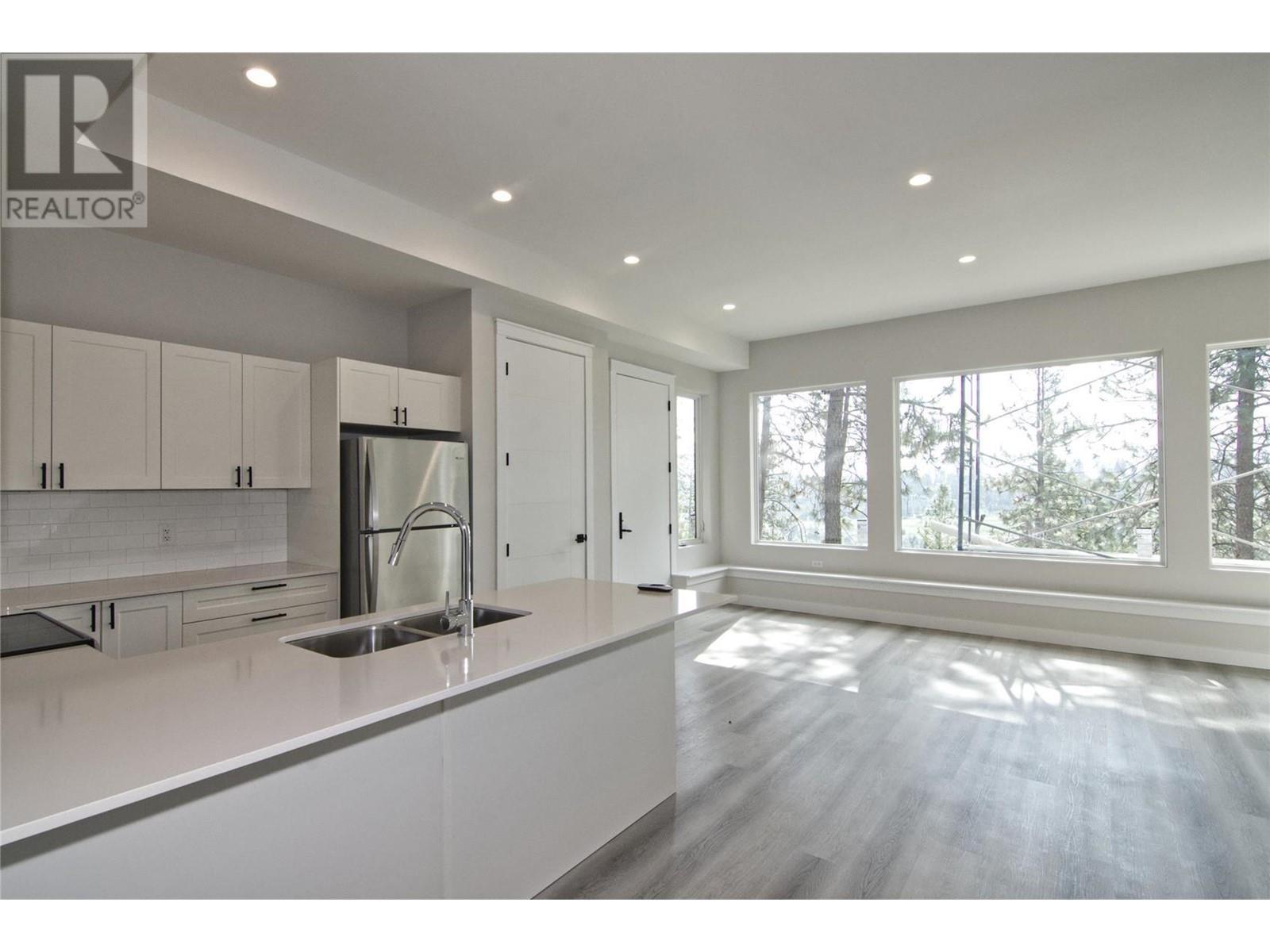 2021 Spyglass Way