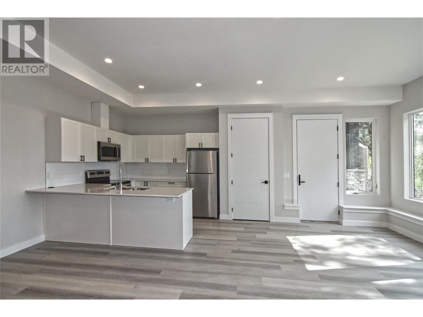 2021 Spyglass Way